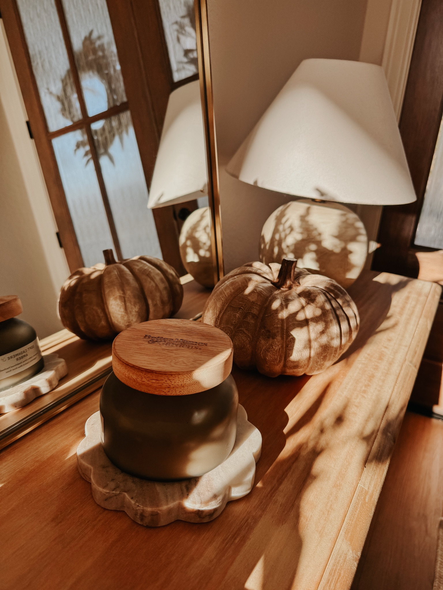 All the fall vibes 🤎🍂☕️

#LTKSeasonal #LTKFindsUnder50 #LTKHome