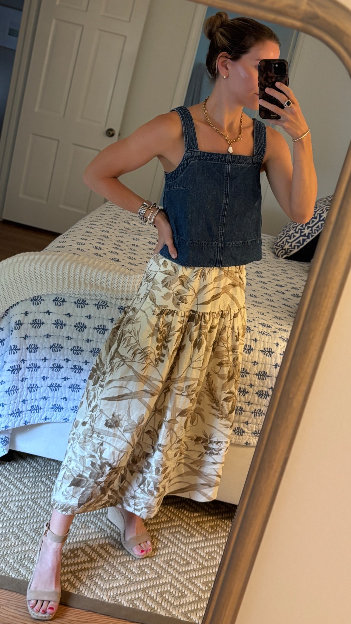 Skirt is on sale for less than $100 - such a good seasonal transition piece. Wearing an xs in skirt and top ✨

#LTKFindsUnder100 #LTKSeasonal #LTKStyleTip