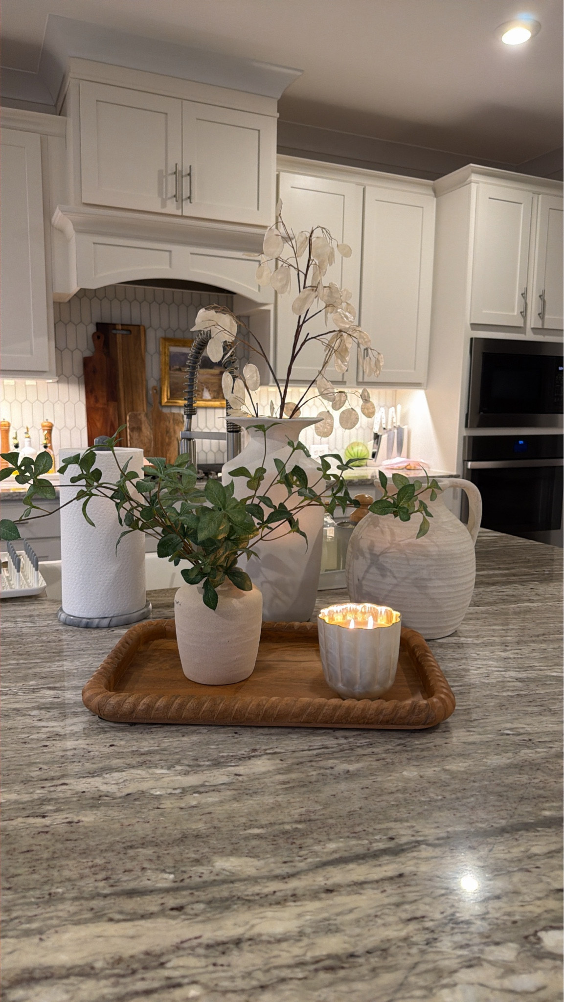 Pretty centerpiece tray 😍 