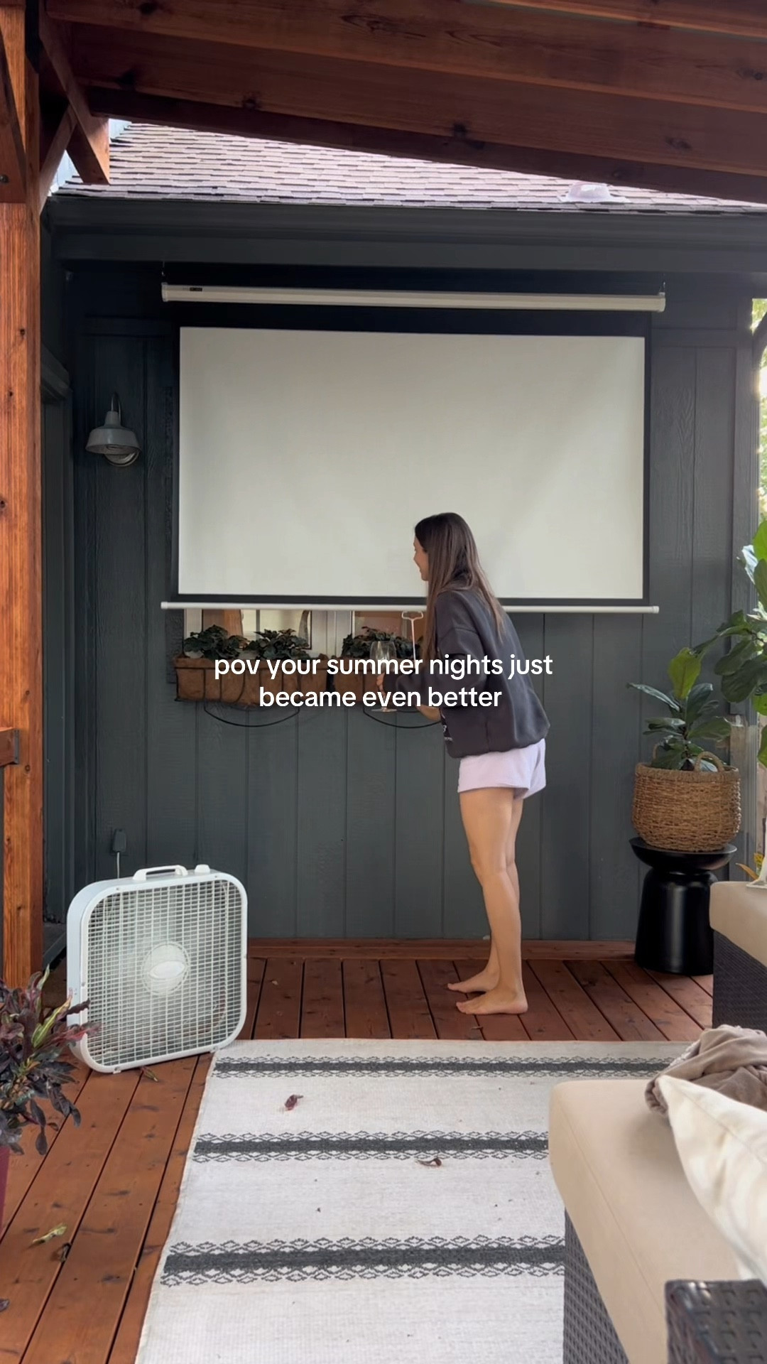 Our projector screen + heater are linked, as well as similar projectors!! 