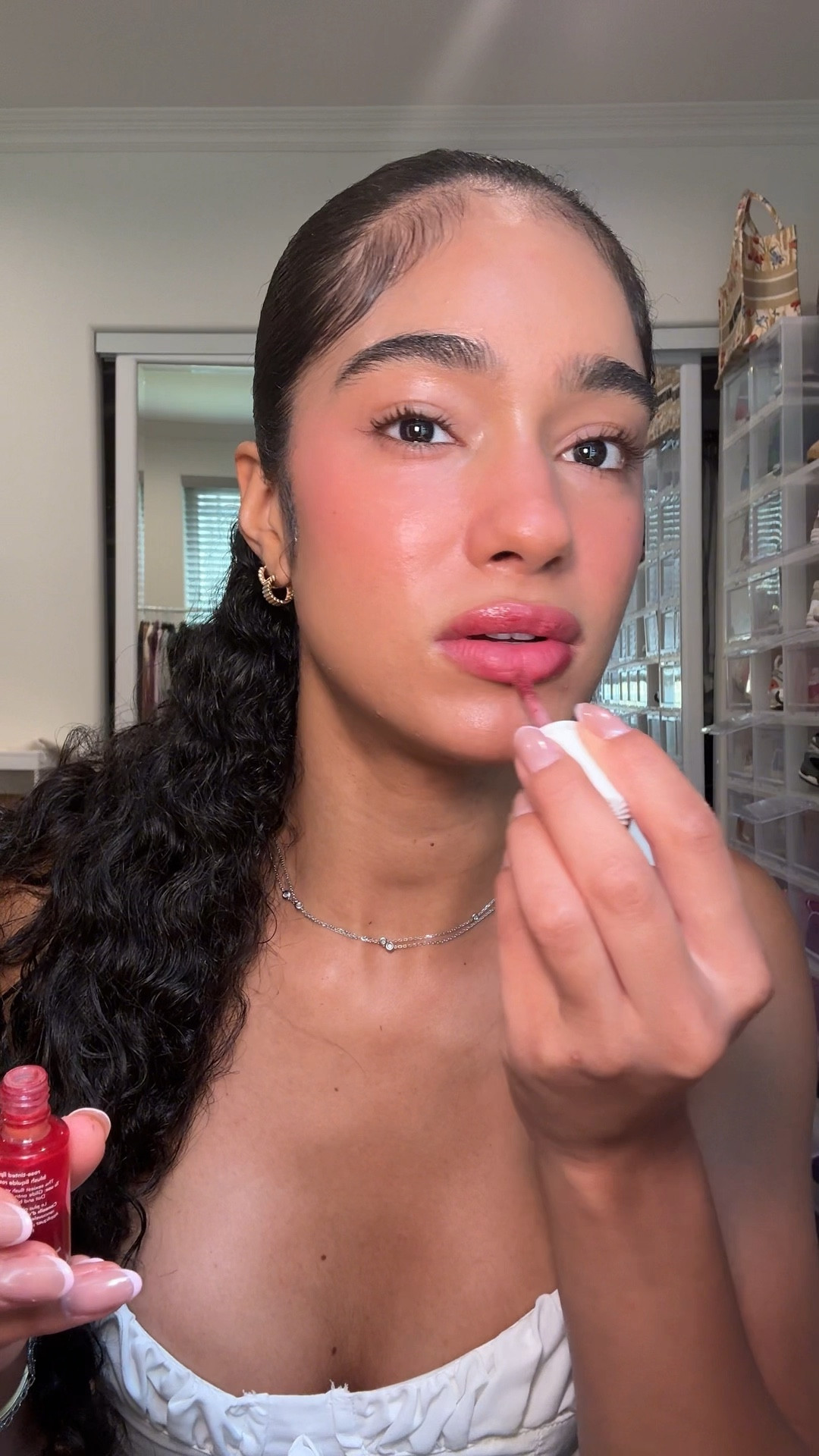 My pinky-reddish lip combo of the day! 💋


#LTKItBag #LTKHome #LTKBeauty