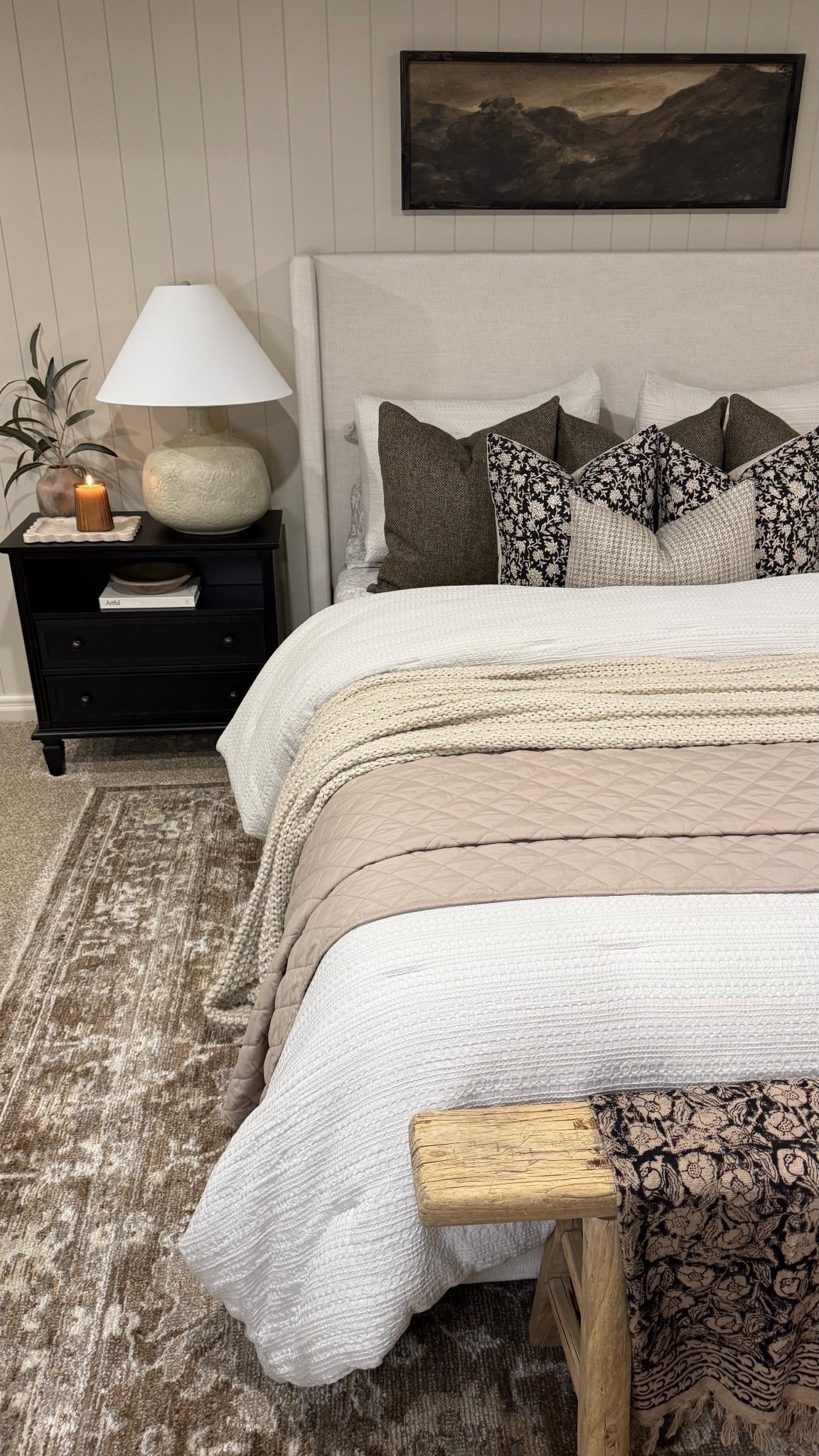 The Bedroom Favorites Are On Sale 🤎

A few of the most-asked-about pieces in our bedroom are on sale right now! The upholstered bed, black nightstands, area rug AND the oversized table lamp are all marked down. Such good finds for creating that cozy, collected bedroom look!

#BedroomDecor #BedroomFurniture #AreaRug #TableLamp #HomeDecorDeals #upholsteredbed #nightstands

#LTKHome #LTKSaleAlert