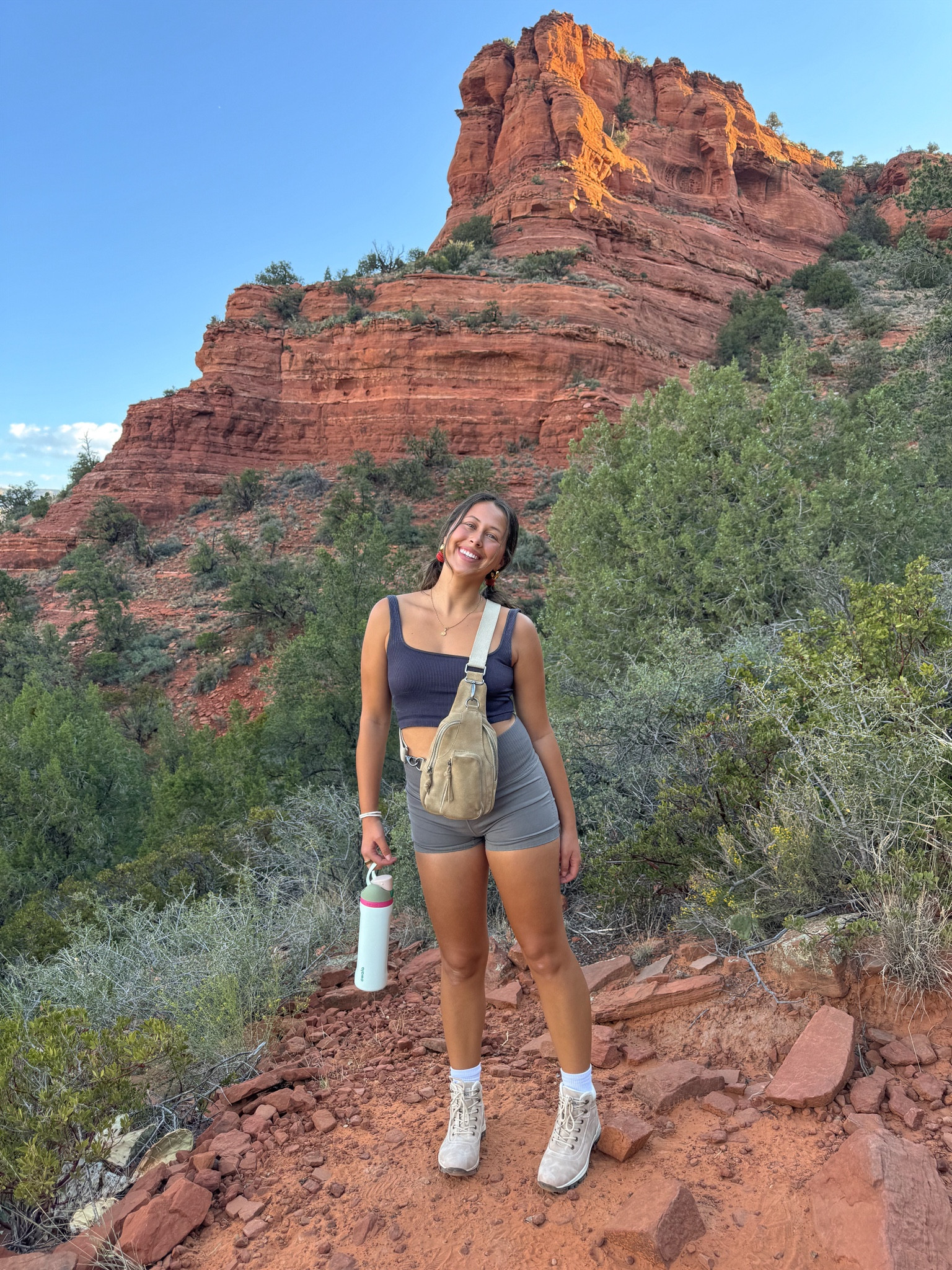 sedona hiking fit 🥾🏜️

#LTKFitness #LTKTravel #LTKSeasonal