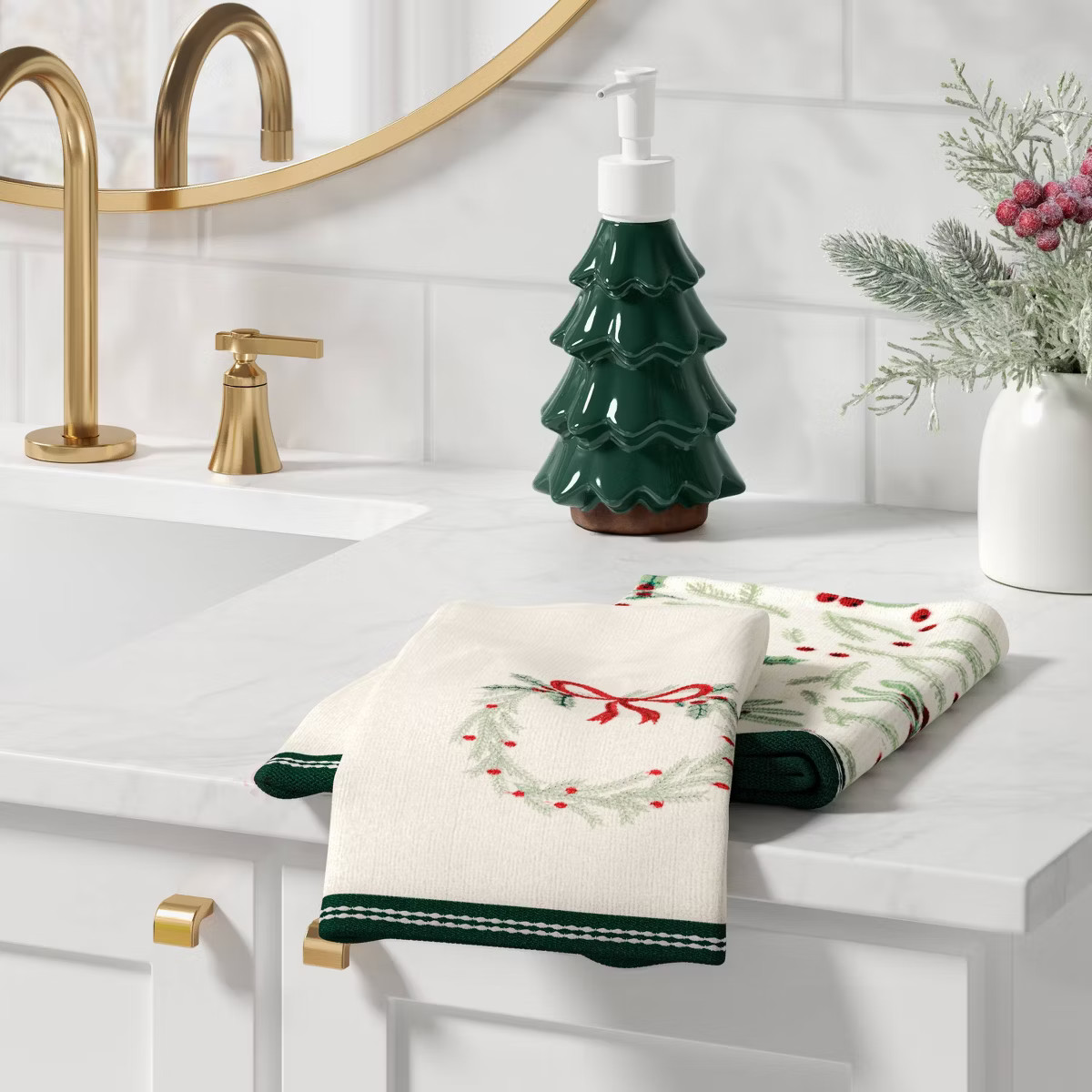 2pk Wreath Christmas Hand Towel Set Ivory/White - Wondershop\u2122 | Target