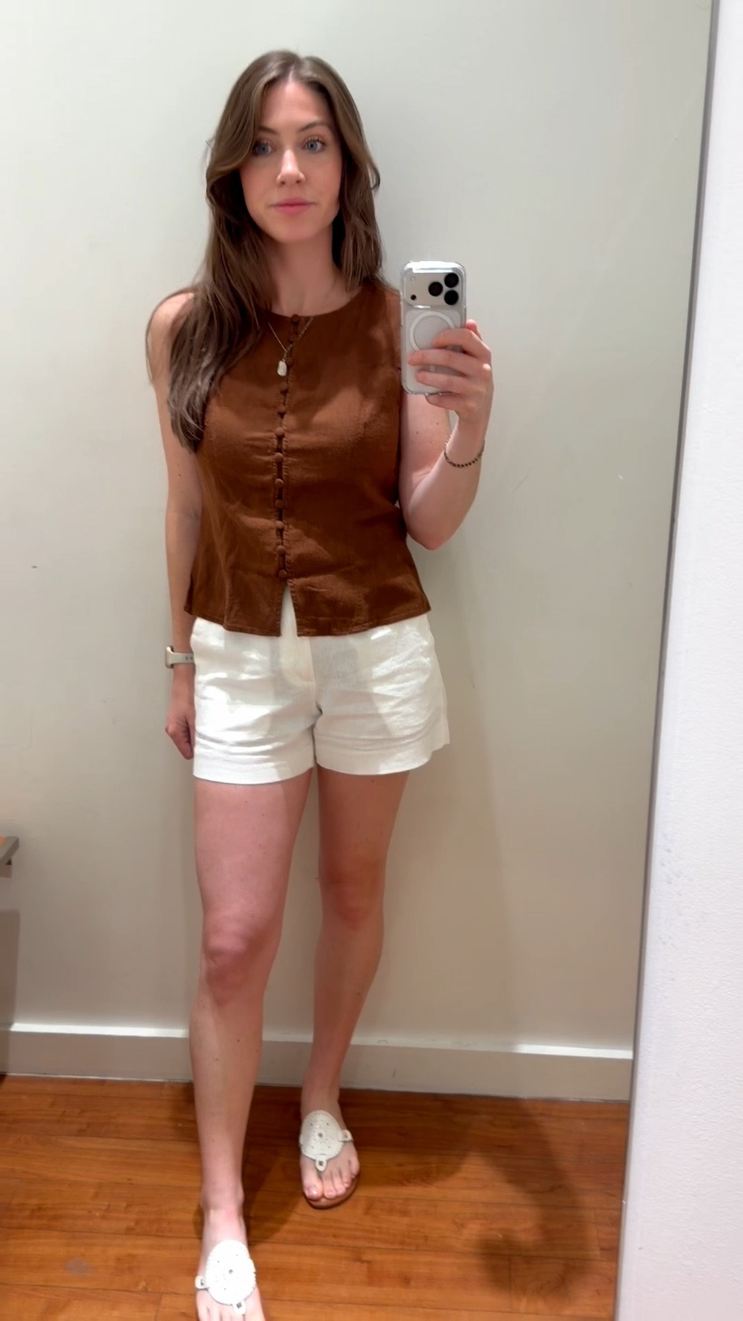 | outfits for your 30s | linen shorts outfit | business casual fashion | huge sale | 

#LTKmomlife #LTKSaleAlert #LTKootd