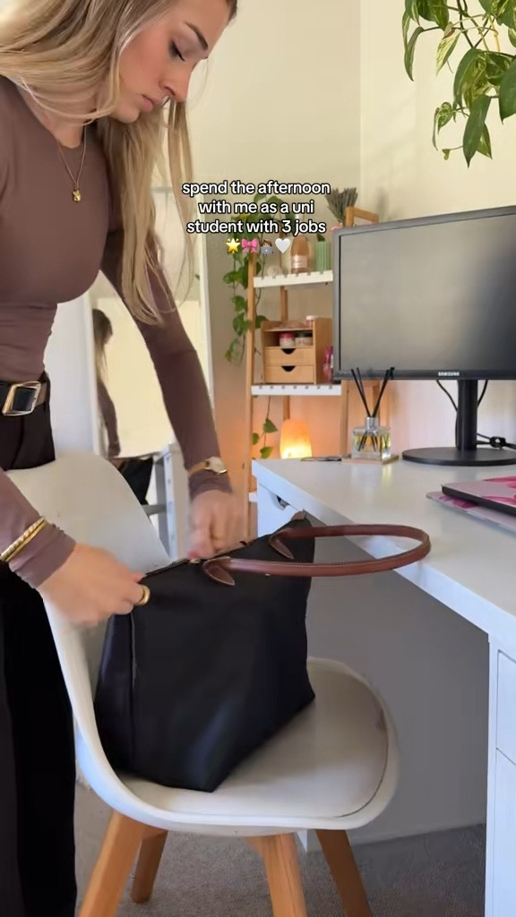 my night routine as a uni student working 9-5. you can find links to most things featured in this post 🎀🤍

#LTKbeauty #LTKaustralia #LTKhome