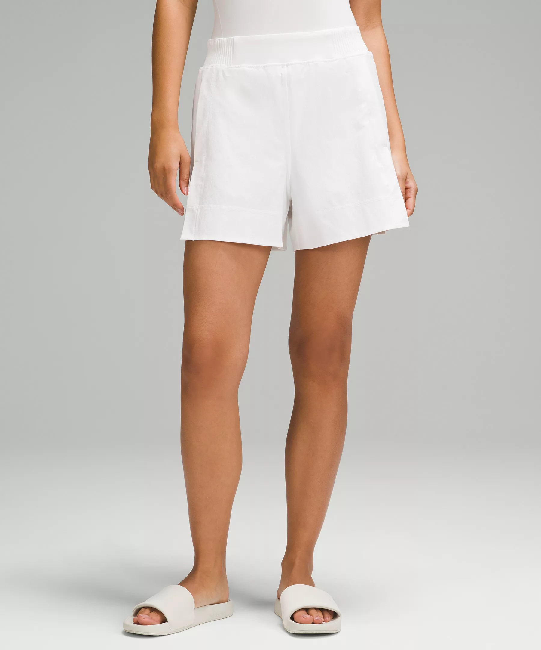 Stretch Woven Relaxed-Fit High-Rise Short 4" | Women's Shorts | lululemon | Lululemon (US)