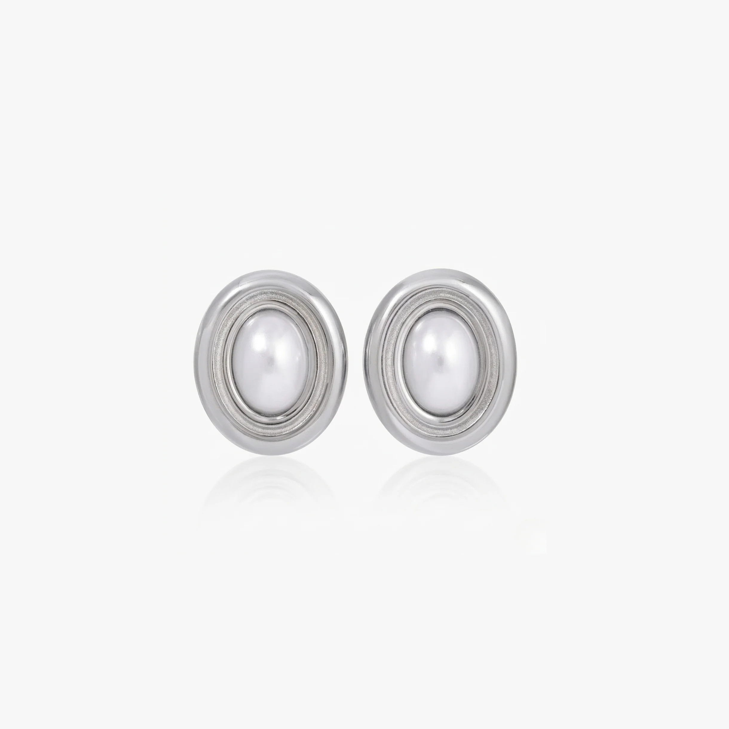 PRIZE EARRINGS Silver / Pearl | Heaven Mayhem