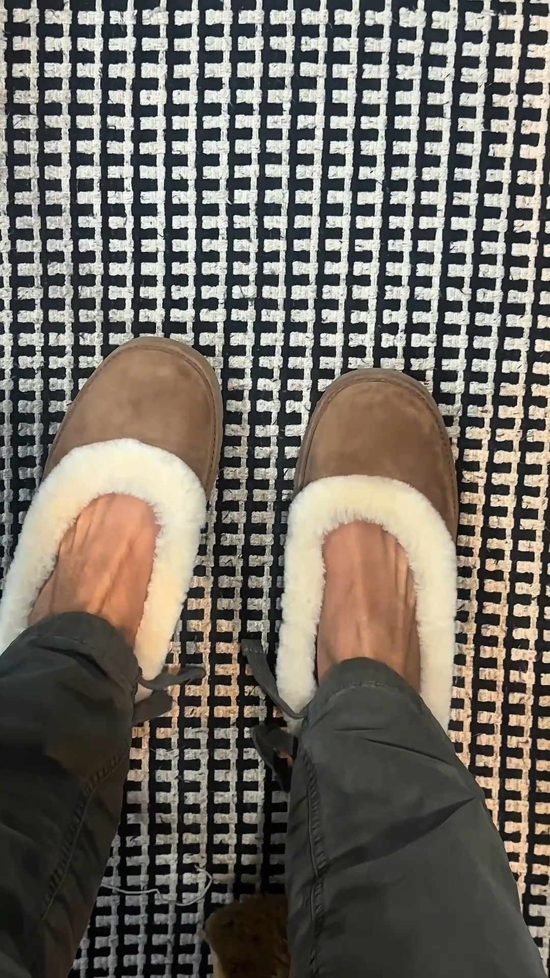 My new fave ballet flat 💕 Cute and comfy 👌🏽 I found it to fit true to size.

#LTKSeasonal #LTKootd #LTKOver40