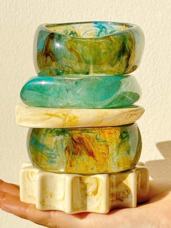 1pc Fashionable Vintage Blue Beige Tie Dye Wide Resin Bracelet, Exaggerated Asymmetrical Geometri... | SHEIN
