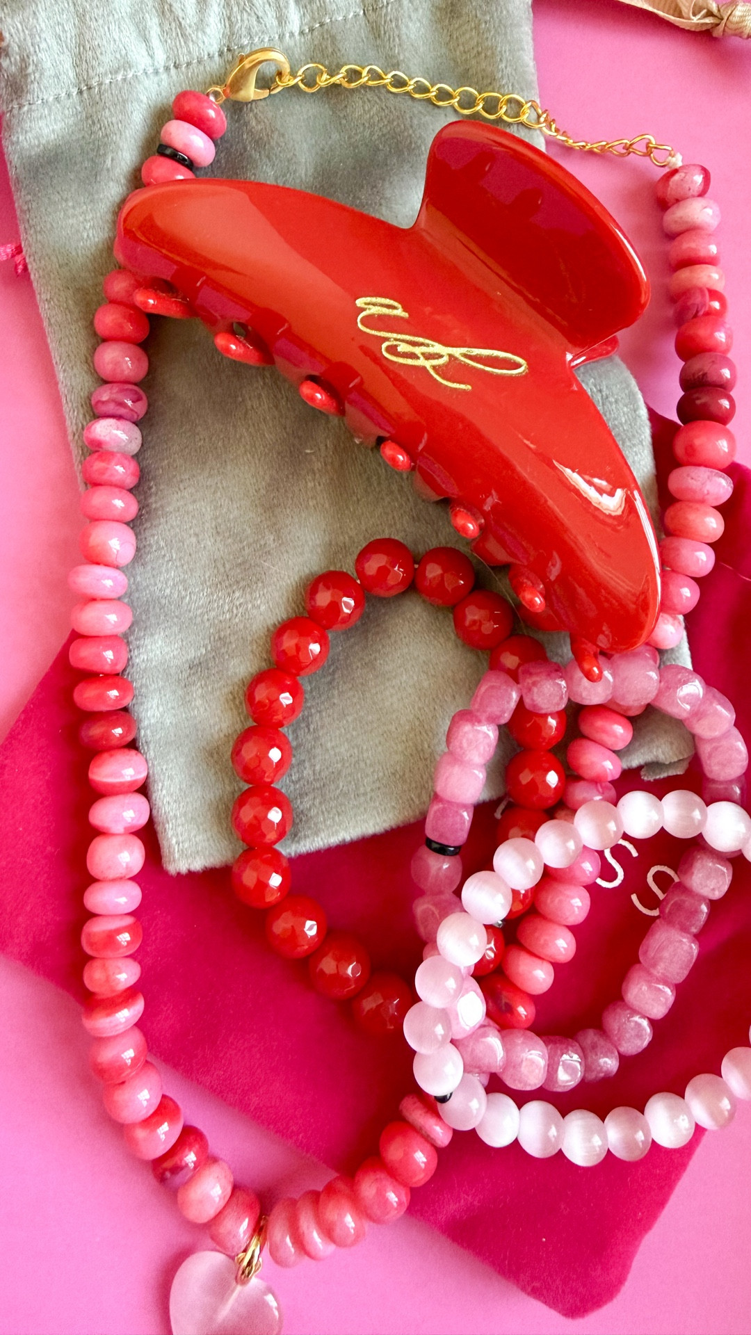 the no. 14 edit at Allie+Bess… all new red and pink pretties!! natasha20 for 20% off the latest and greatest • 

#LTKSeasonal