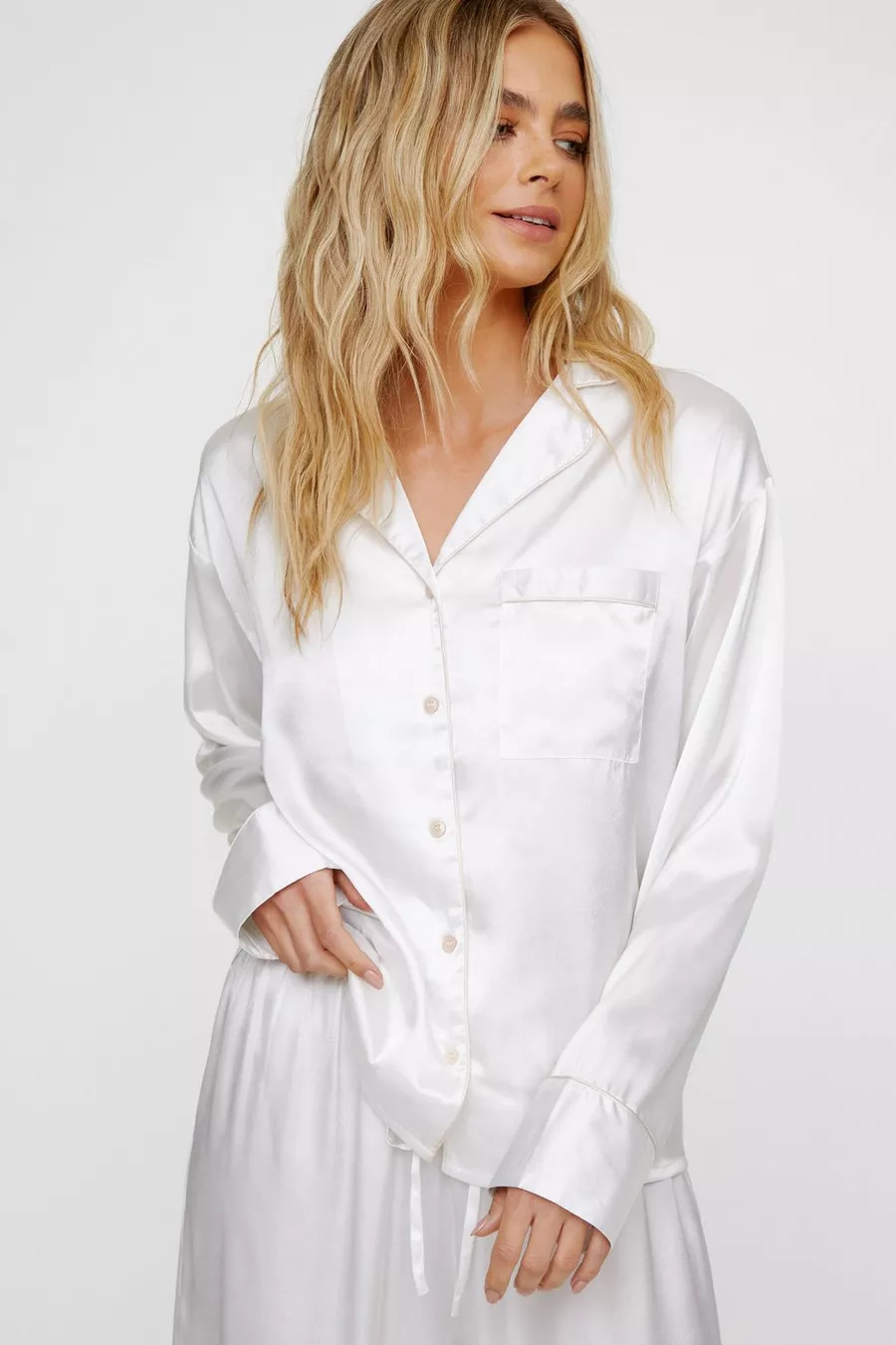 Satin Love At First Sight Embroidered Pajama Pants Set | Nasty Gal US