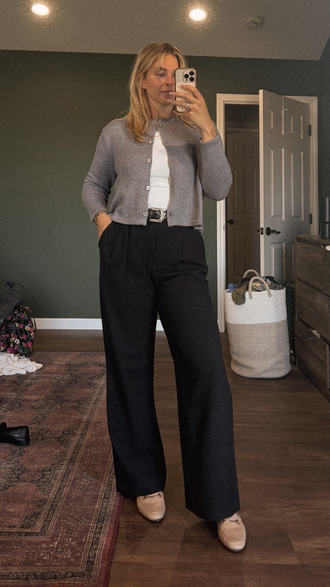 Cute easy work outfit! 

#LTKWorkwear