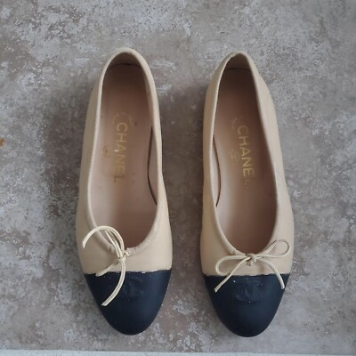 Chanel Flats 36 Lambskin Two Tone Black Captoe Beige Body VEUC Leather Bottom | eBay US