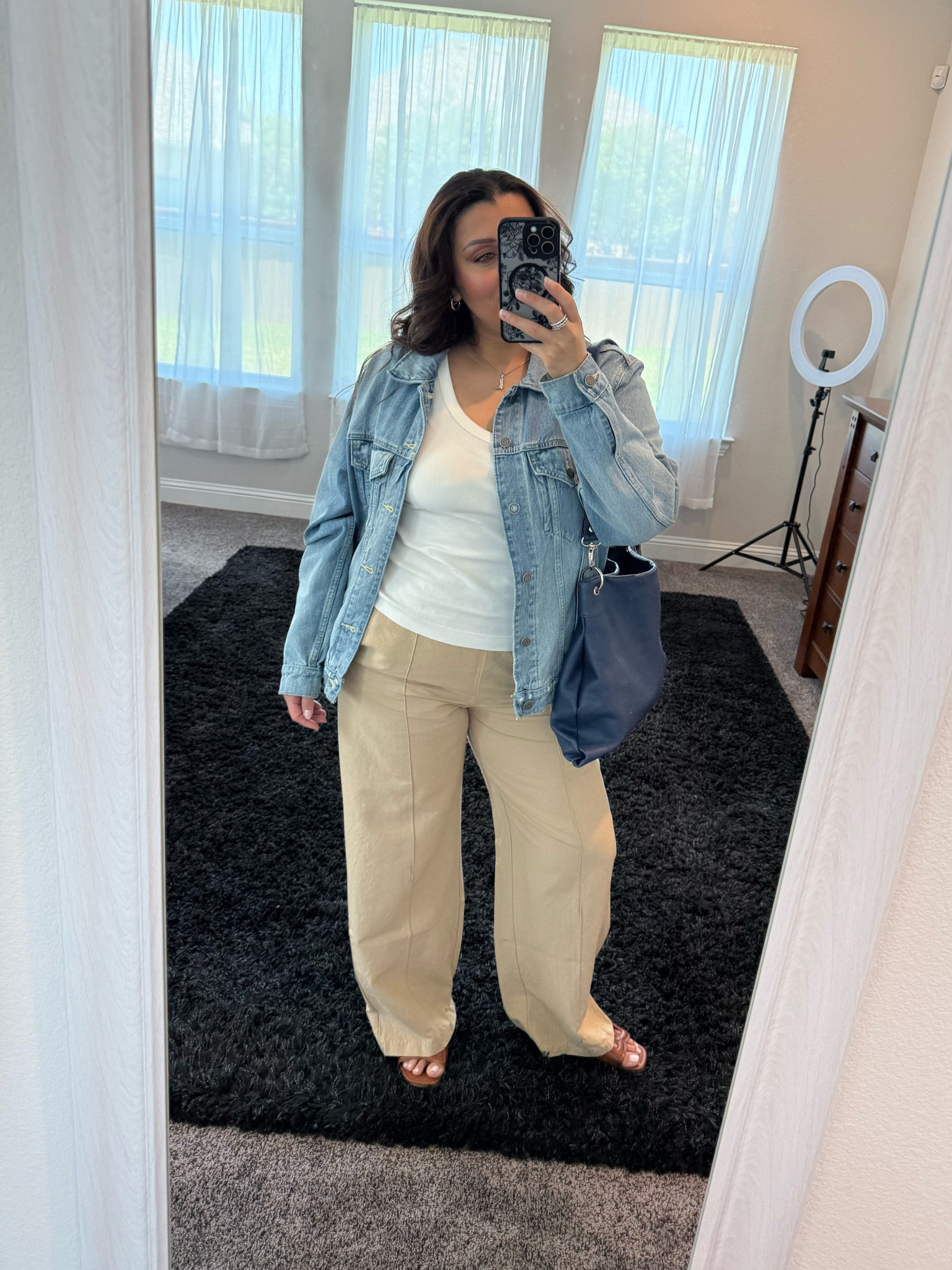 Outfit of a mom in her 40’s 🩵

Top: @h&m
Pants: @h&m 
Purse: Italy 
Sandals: @Target 
Jewelry: @Target  & @amazonfindsandfashion  

#LTKootd #LTKdayinmylife #LTKOver40