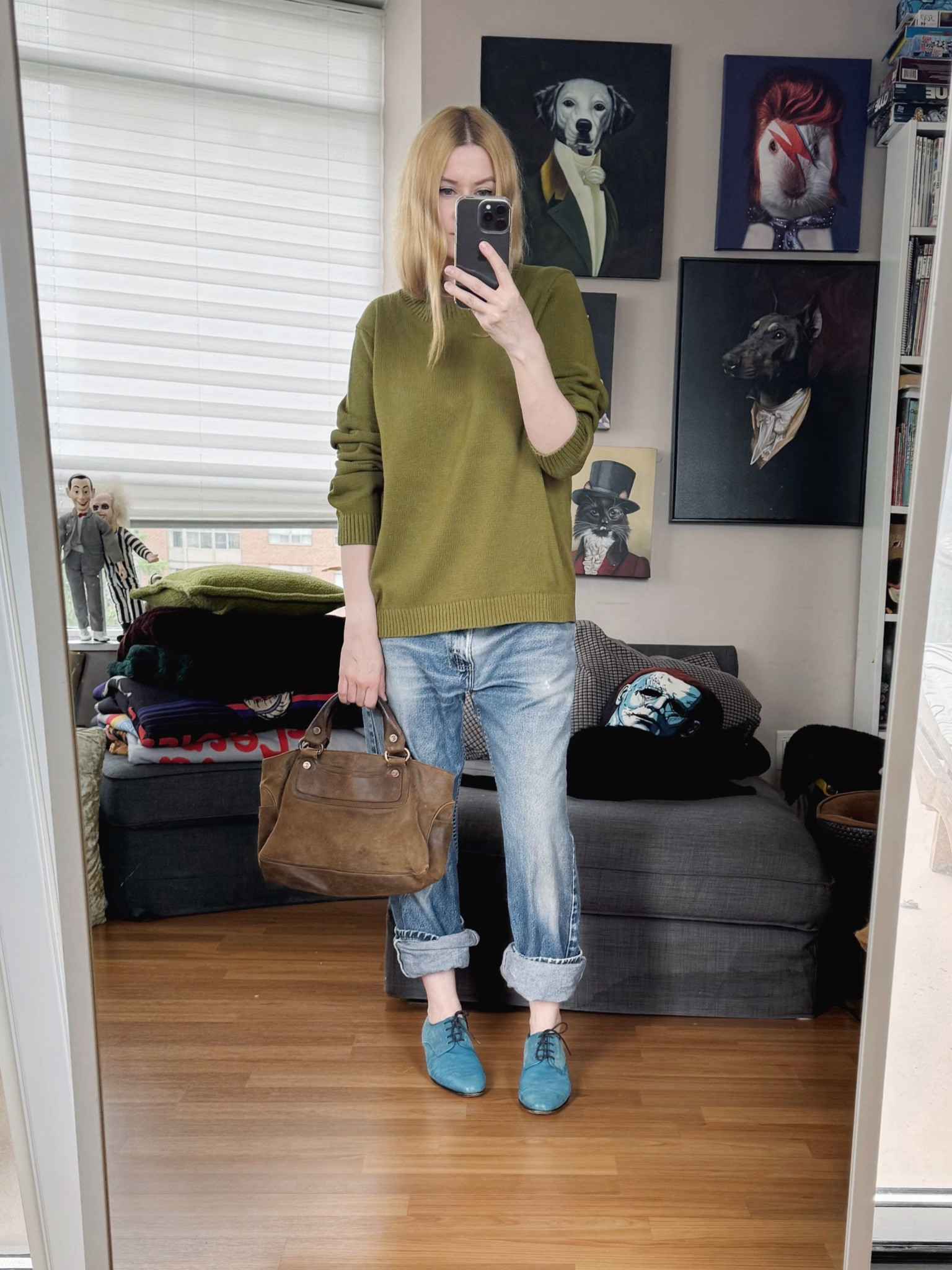 It’s hit out but I’m not spending more than five minutes out in it, so I wanted to wear this cotton sweater I found at Simons. 
Everything else is vintage/secondhand.
 •
#summerlook #vintageceline #driesvannoten  #torontostylist #StyleOver40  #secondhandFind #fashionstylist #slowfashion #FashionOver40  #MumStyle #genX #genXStyle #shopSecondhand #genXInfluencer #genXblogger #secondhandDesigner #Over40Style #40PlusStyle 


#LTKShoeCrush #LTKOver40 #LTKStyleTip