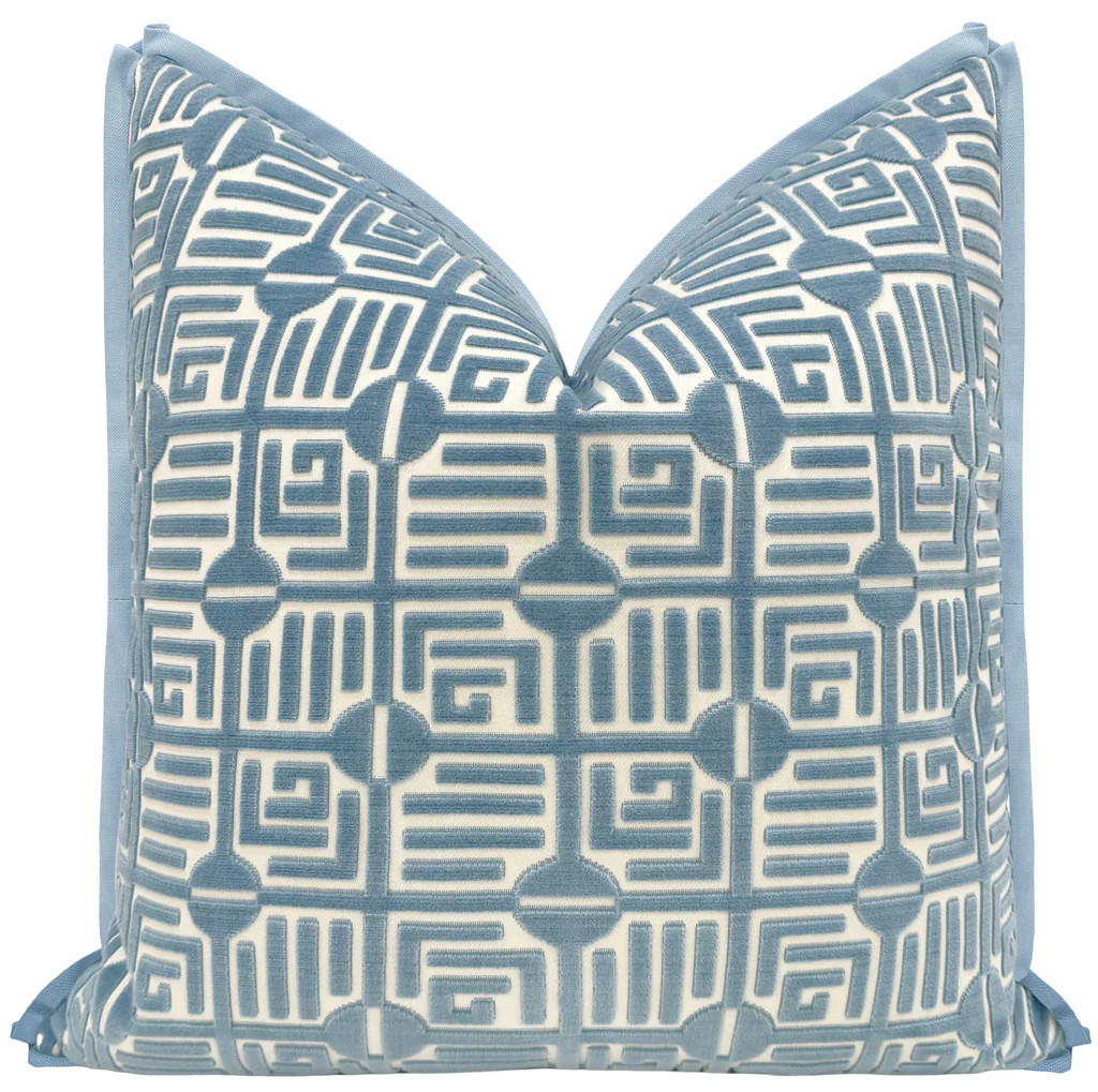 LABYRINTH VELVET // BLUE | THIBAUT | LITTLE DESIGN COMPANY