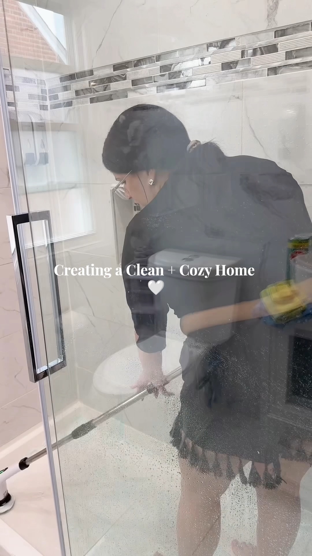 Creating a Clean + Cozy Home!🤍✨ Everything linked below for you!🫶 

#homecleaning #cleaningessentials #homemusthaves #homedecor

#LTKHome #LTKSaleAlert