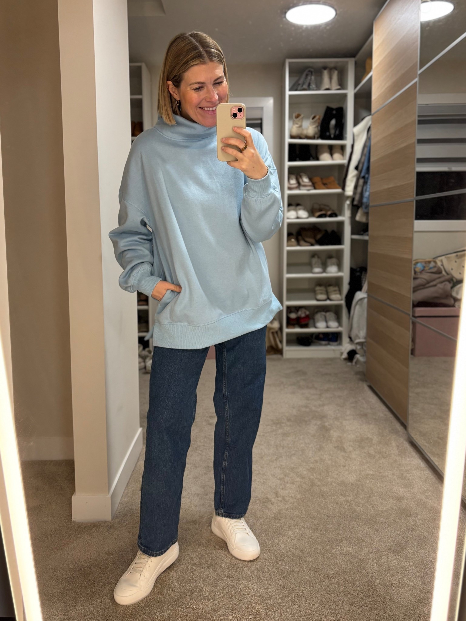 Easy, casual & cozy winter outfit 

#LTKSeasonal #LTKootd