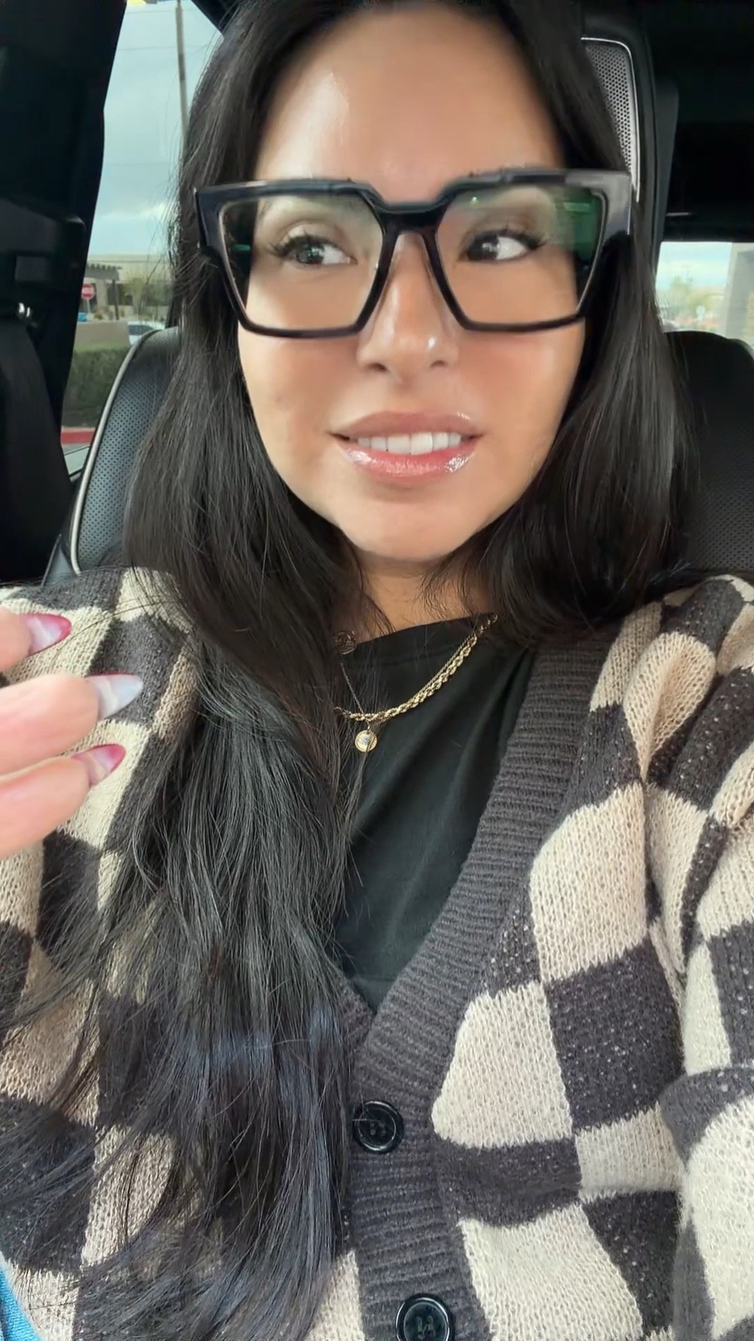 Daily dose of Jess 
Sweater size medium 


#LTKU #LTKootd #LTKgrwm