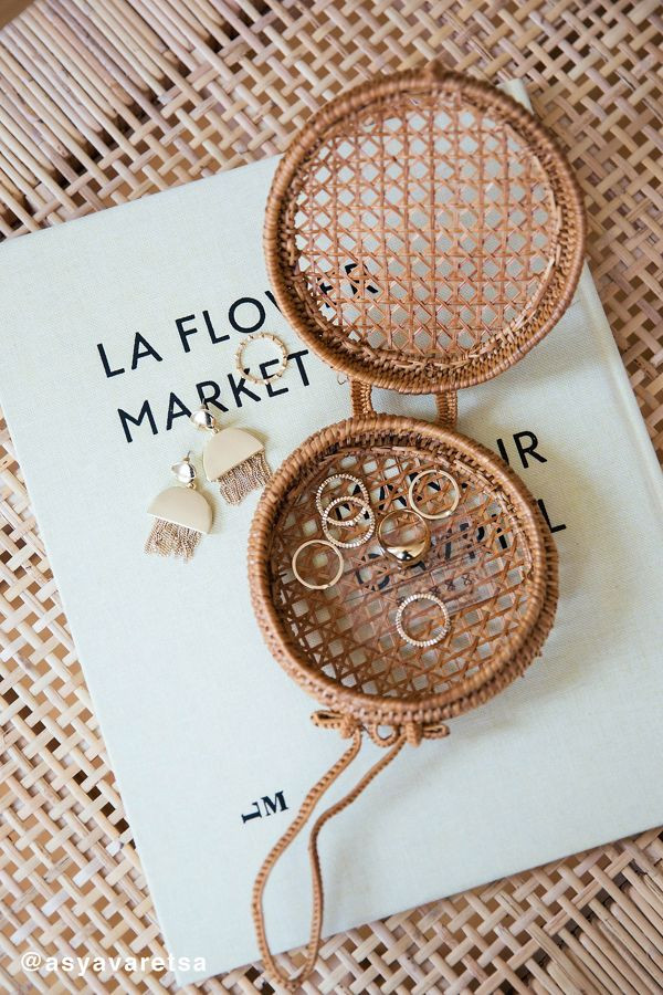 Straw Mini Circle Wristlet | Urban Outfitters (US and RoW)