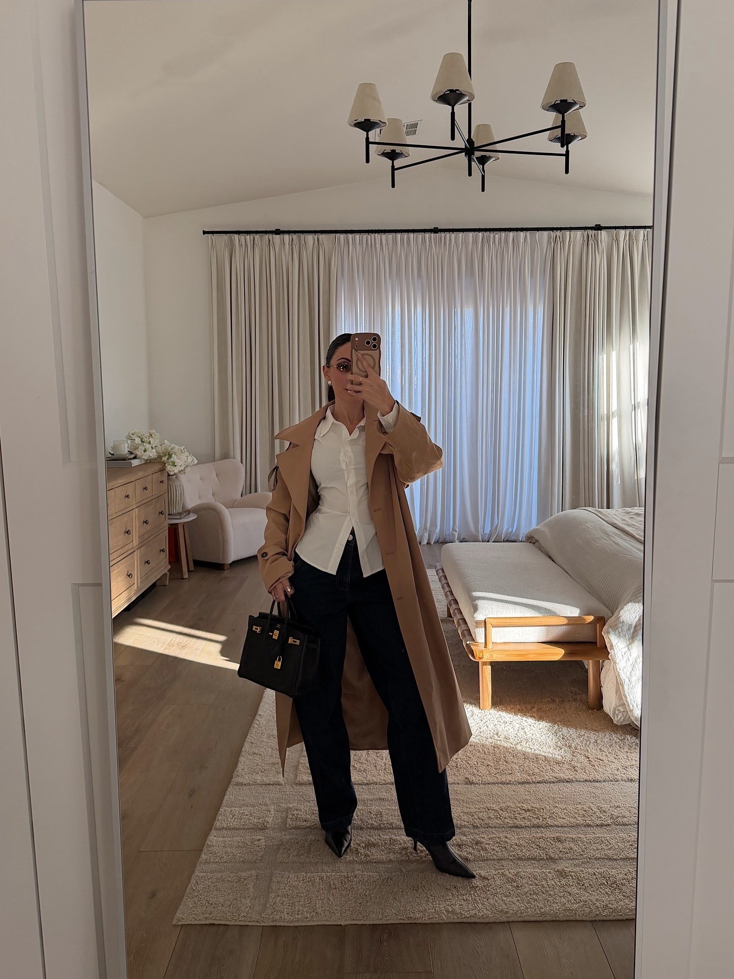 Outfit of the day / wearing a size xsmall top, 23 jeans and small trench coat 

#LTKStyleTip