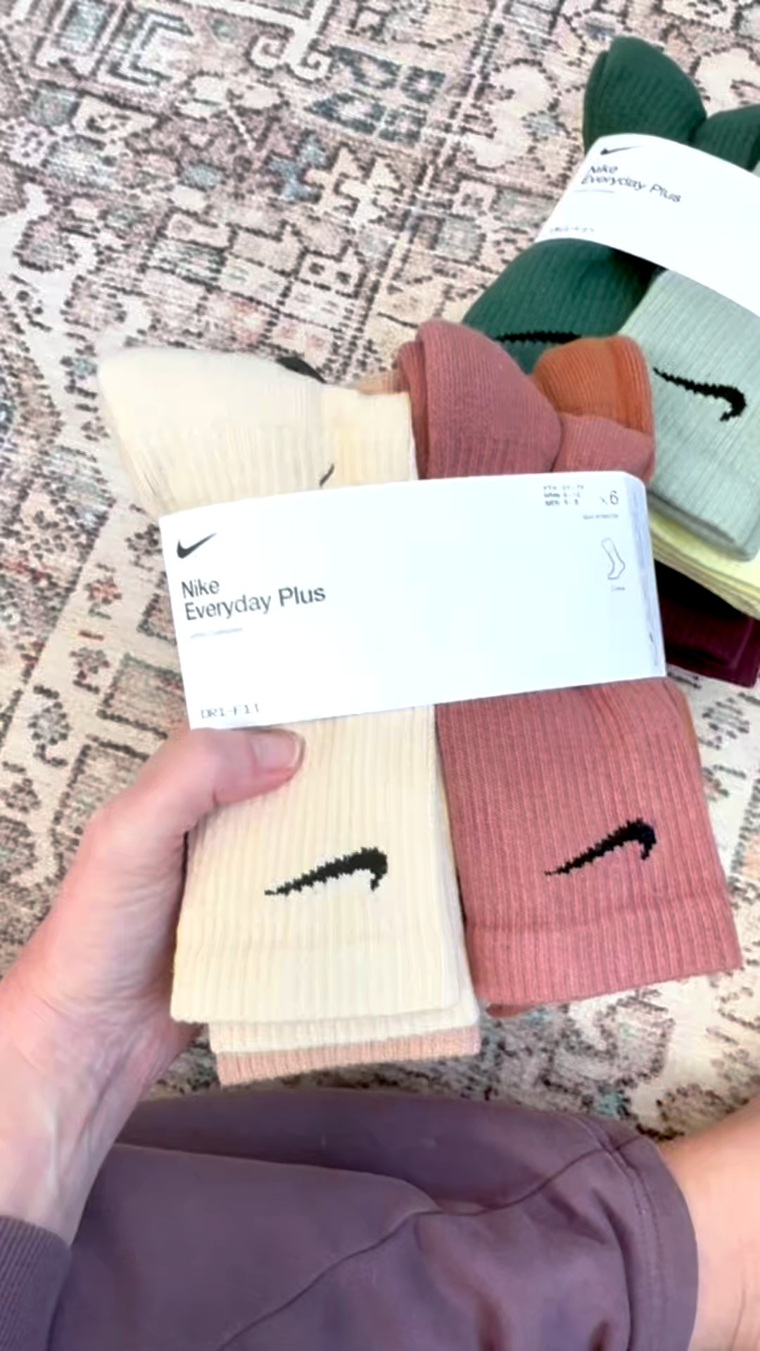 🔥 Nike really pulled up to Black Friday this year! Cushion Crew Plus socks in White, Black and color packs on MAJOR sale with code ACCESS! Tons of awesome deals! I’ll drop some of the best below!

#LTKSaleAlert #LTKKids #LTKCyberWeek