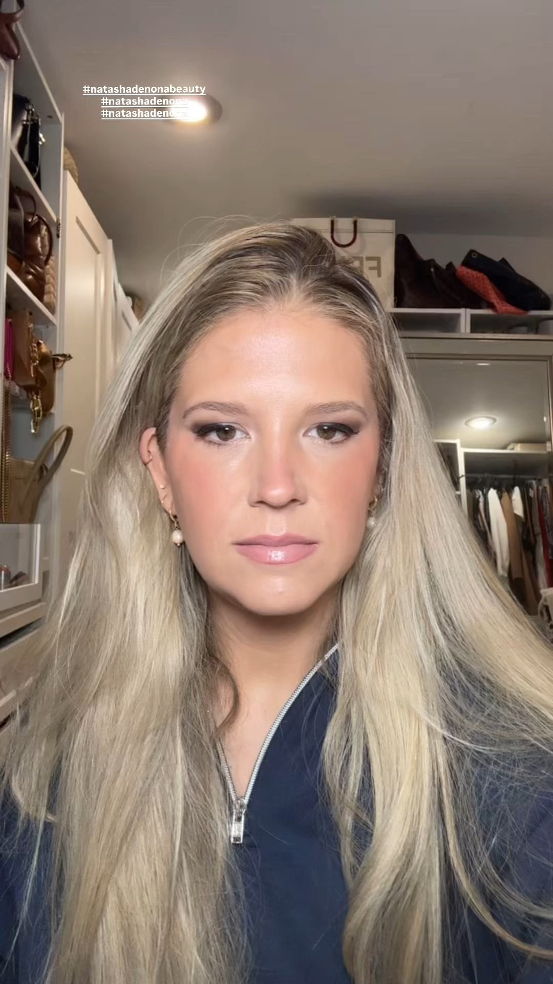 Here is the full look with the Natasha Denona hy glam foundation. I’ll tag all the makeup products I used 


#makeup #makeupfavs #makeupmusthaves #makeupilove #creaseless #thebestmakeup #repeatbuymakeup #dontwasteyourmoney #buythedemakeup

#LTKOver40 #LTKBeauty