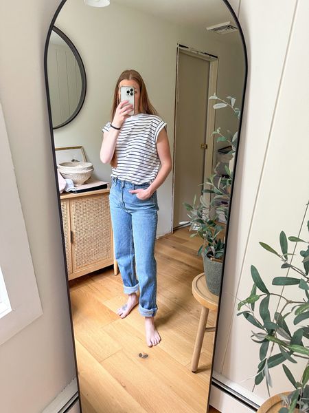 5.11 ootd 
Jeans and shirt tts 




Abercrombie Jeans , casual outfit , spring outfit 
