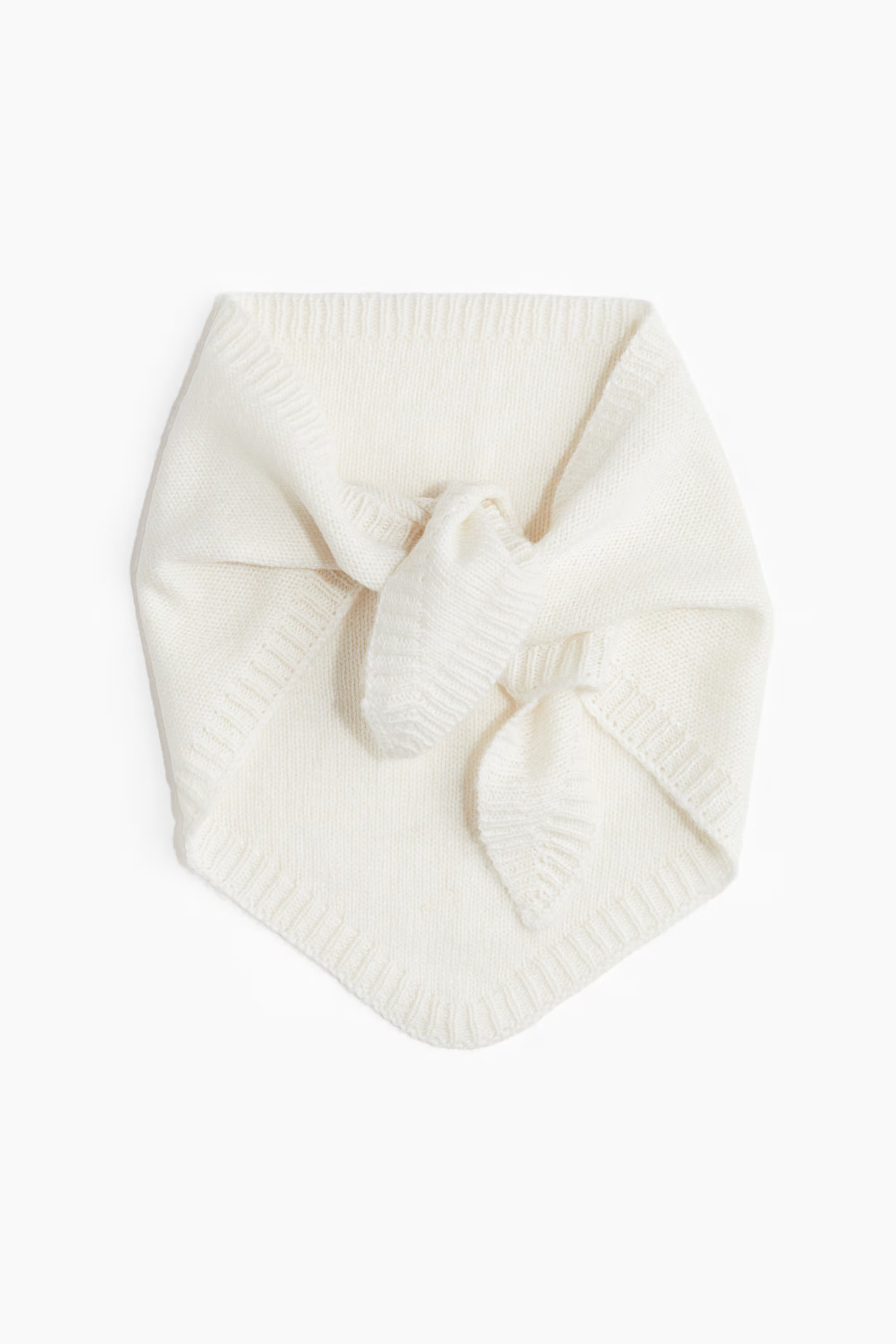 Knit Triangle Scarf | H&M (US + CA)