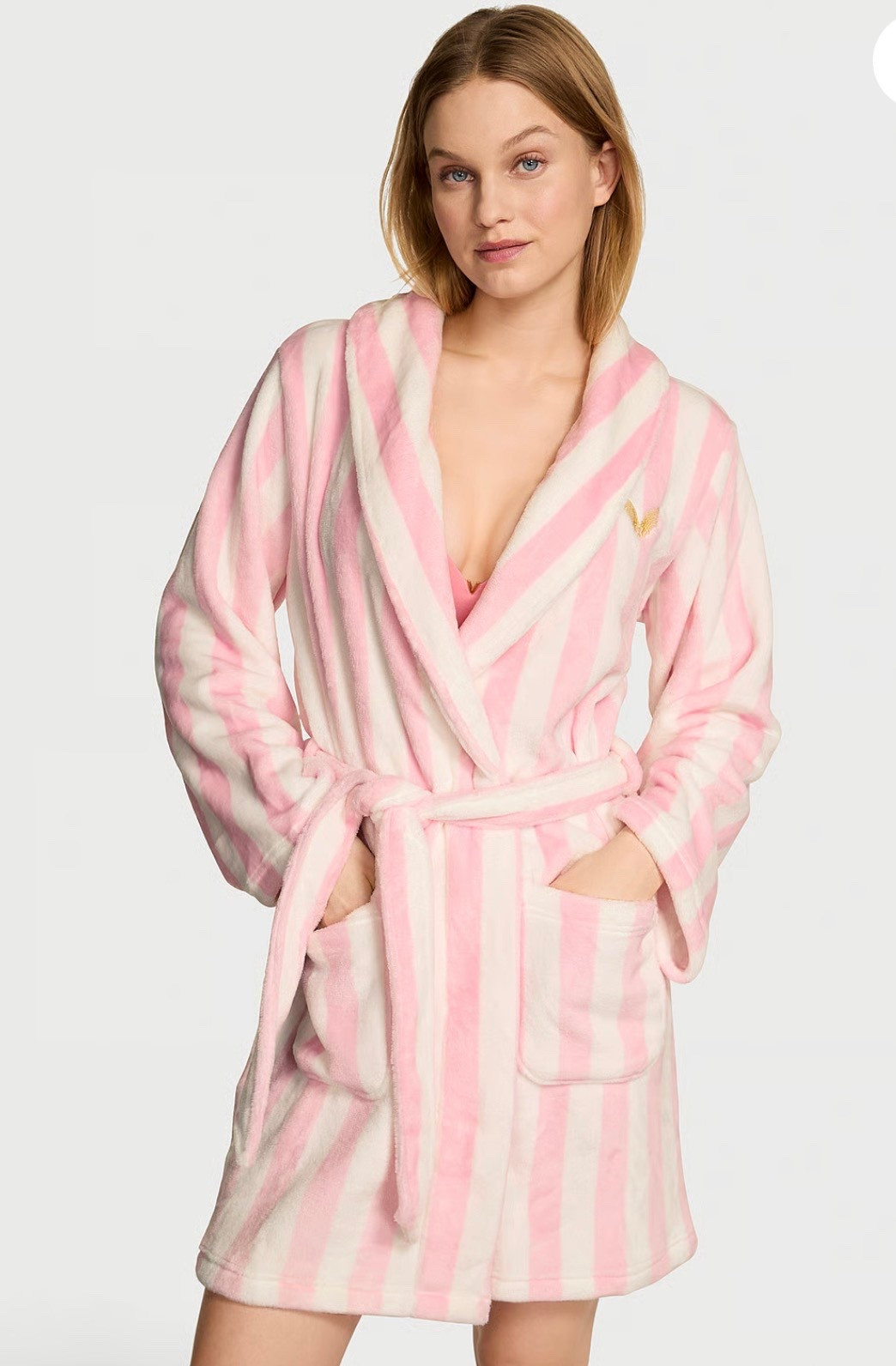 The coziest plush robe from VS and it’s 40% off today!💞

#victoriassecret

#LTKGiftGuide #LTKSaleAlert #LTKHoliday