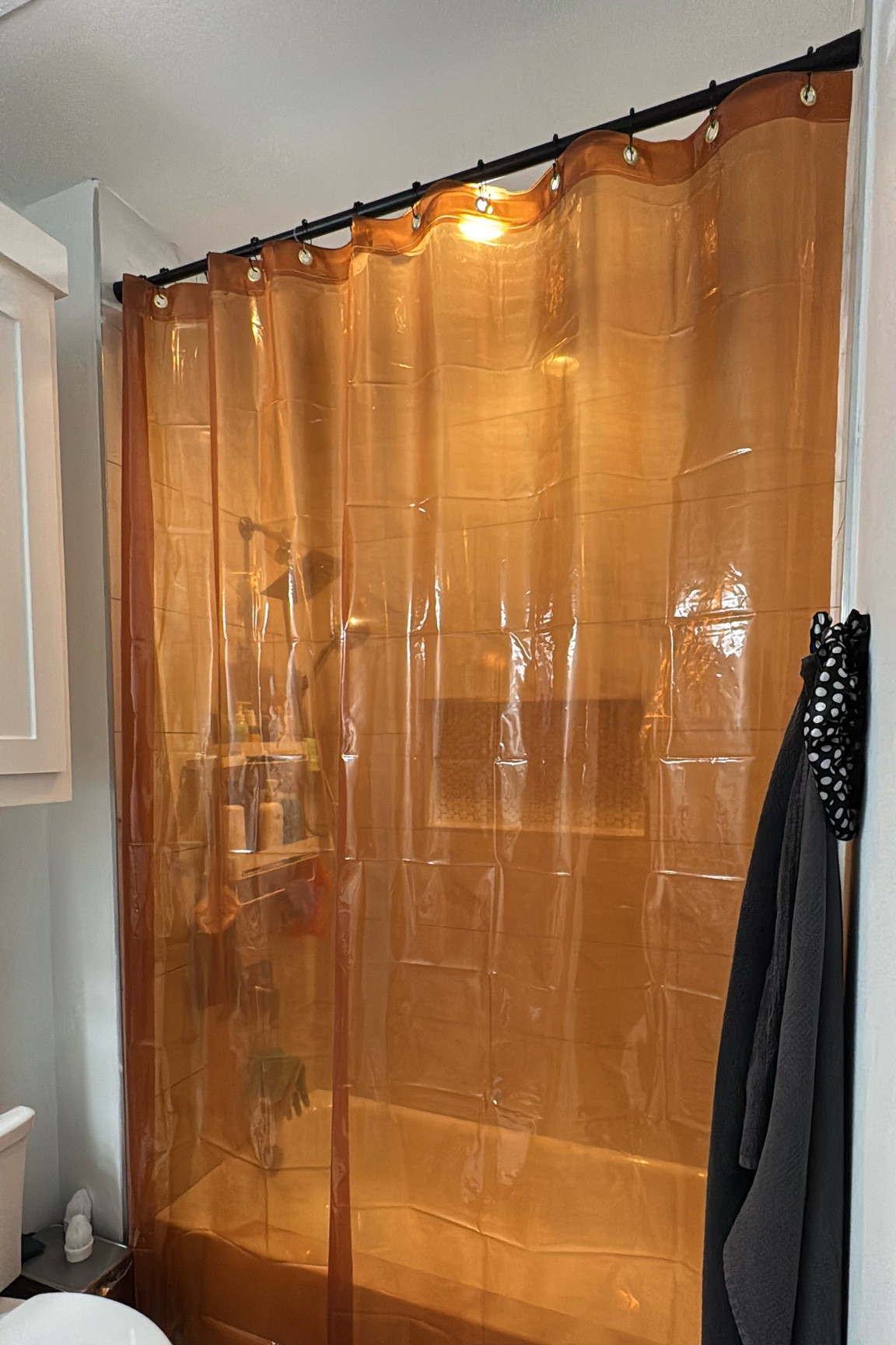 Decided to switch to a floor length shower curtain and love it! 



bathroom decor, shower curtain, curtains, floor length curtains, bathroom remodel, home, bathroom