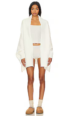 CozyChic Blanket Wrap
                    
                    Barefoot Dreams | Revolve Clothing (Global)