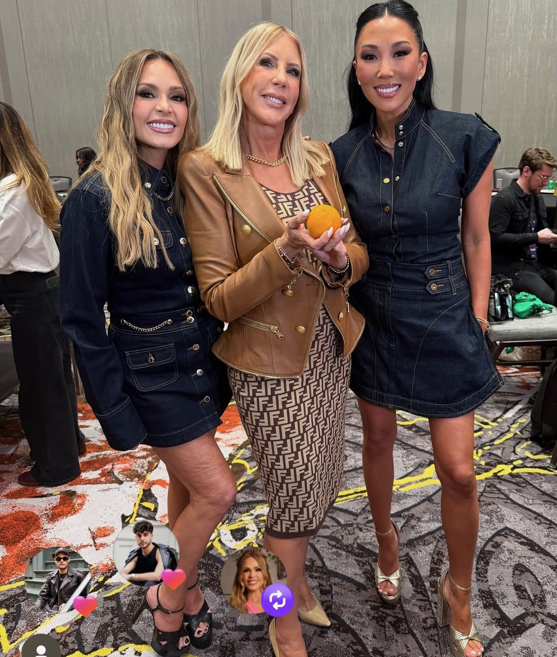 Another great look for Katie Ginella. Even in denim she looks elegant


This matching set is from Zimmermann.  The top features an optional necktie which you'll see if you click on the product link. 

 

#LTKgrwm #LTKootd #LTKTravel