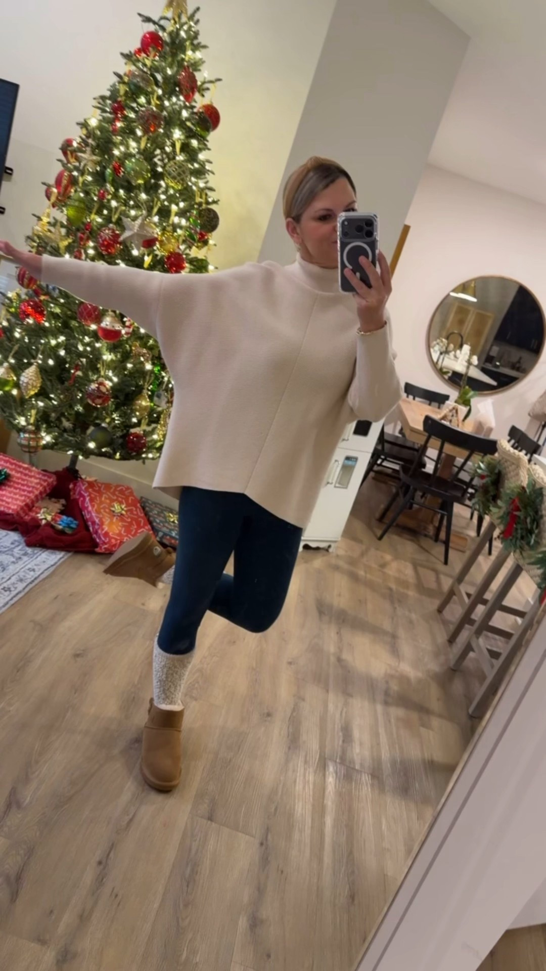 Give me all the warm
And cozy gear… mama doesn’t do the cold. 

#LTKHoliday #LTKActive #LTKmomlife