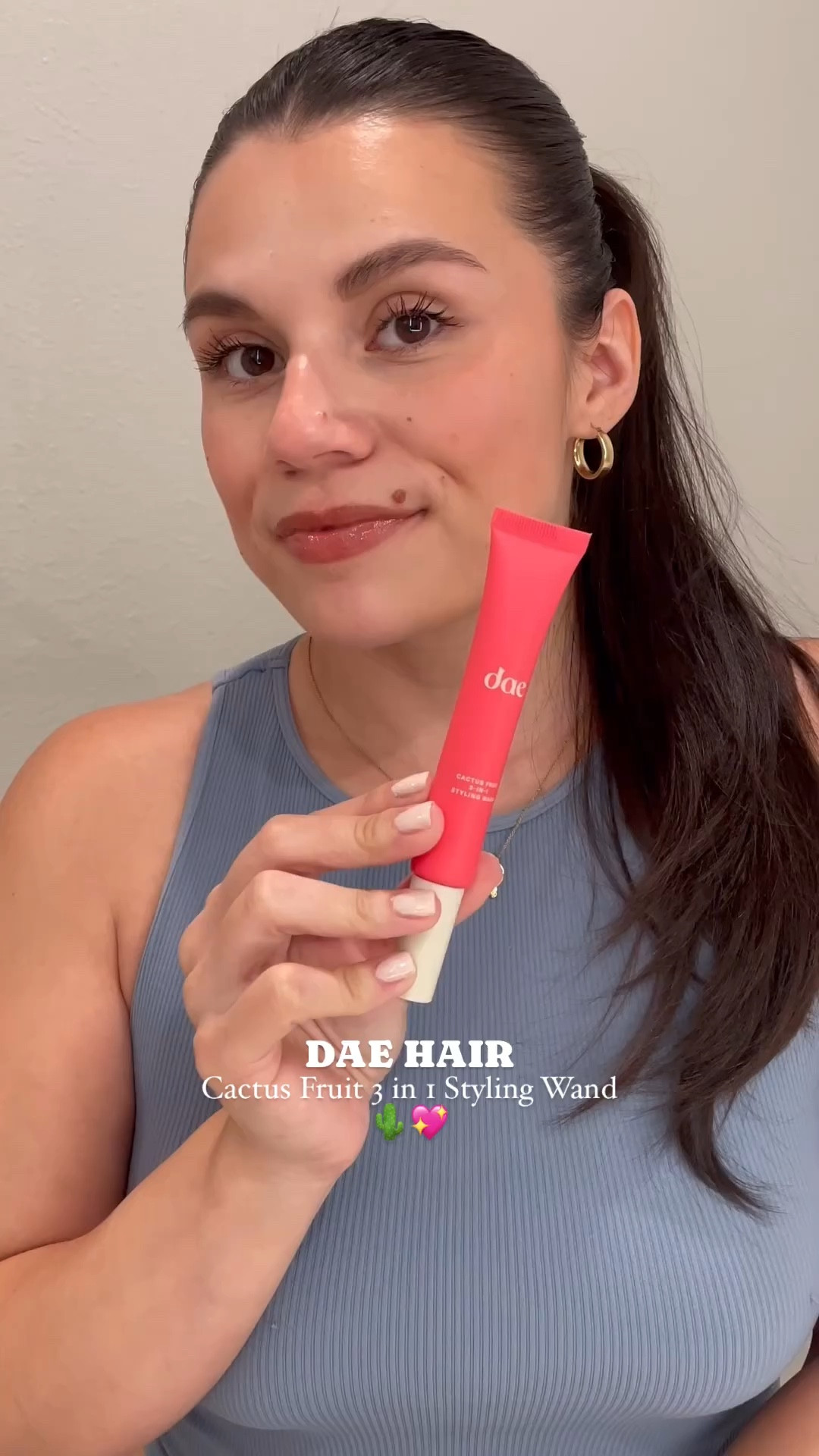 I’ve been loving @daehair Cactus Fruit 3 in 1 styling wand to keep the frizziness away! It has such a lovely scent which is their signature citrus scent with notes of luminous citrus, orange blossom, and vanilla. It’s mess-free and perfect for touch ups on the go! ✨

#daehair #hairtutorial #easyhairstyles #finehair #slickback #sephora

#LTKBeauty #LTKStyleTip #LTKVideo