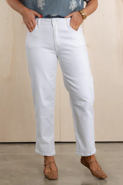 Maggie White Barrel Jeans | The Willow Tree