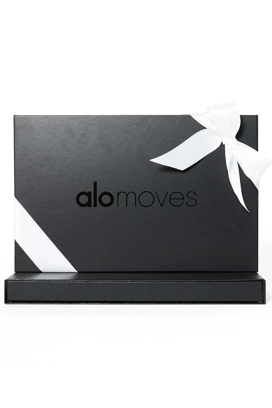 Alo Moves Annual Membership Gift Box | Alo YogaÂ® | Alo Yoga (US)