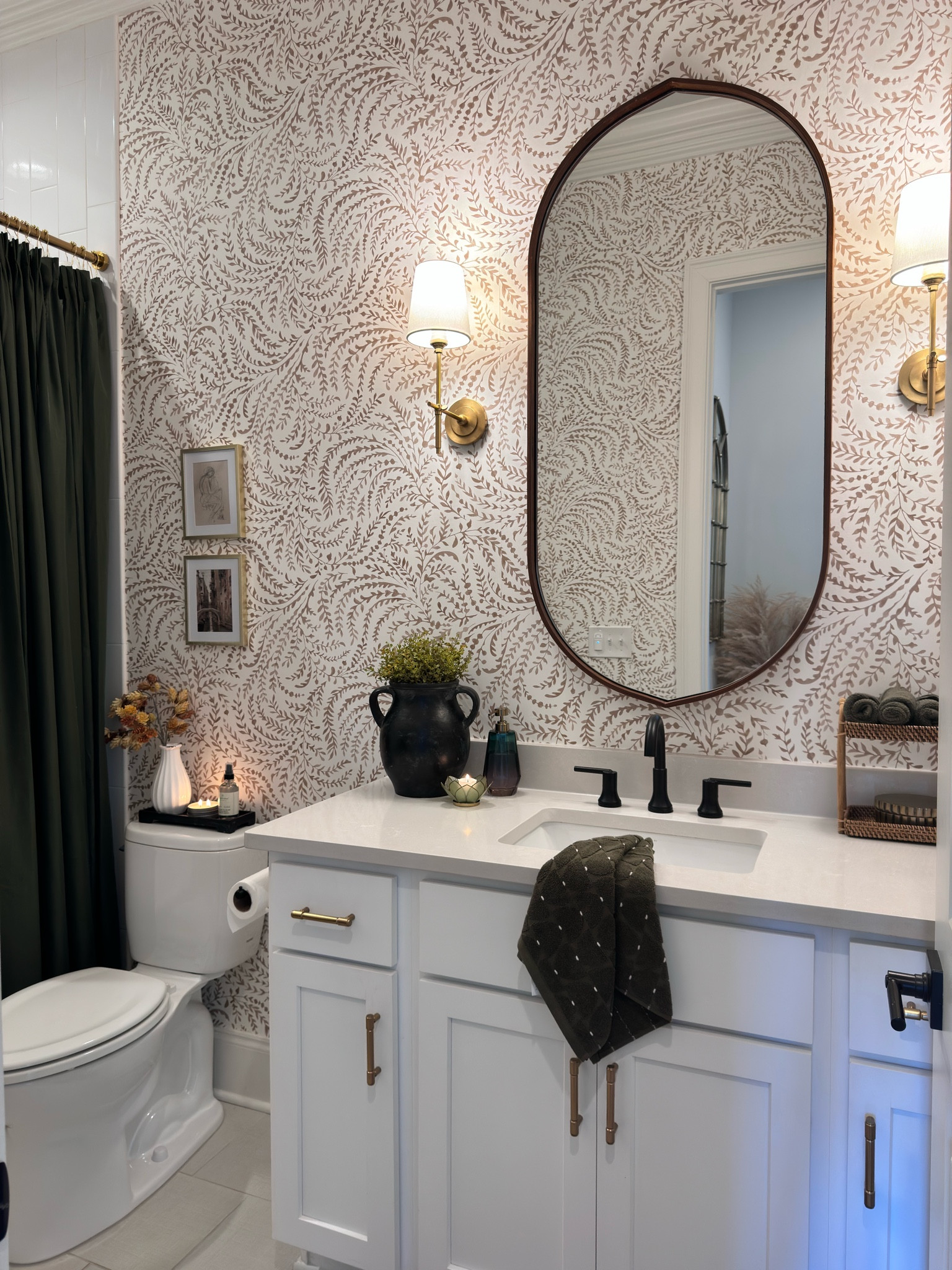 Bathroom refresh. Wallpaper. Guest bathroom decor. Guest bathroom design 

#LTKHome #LTKStyleTip