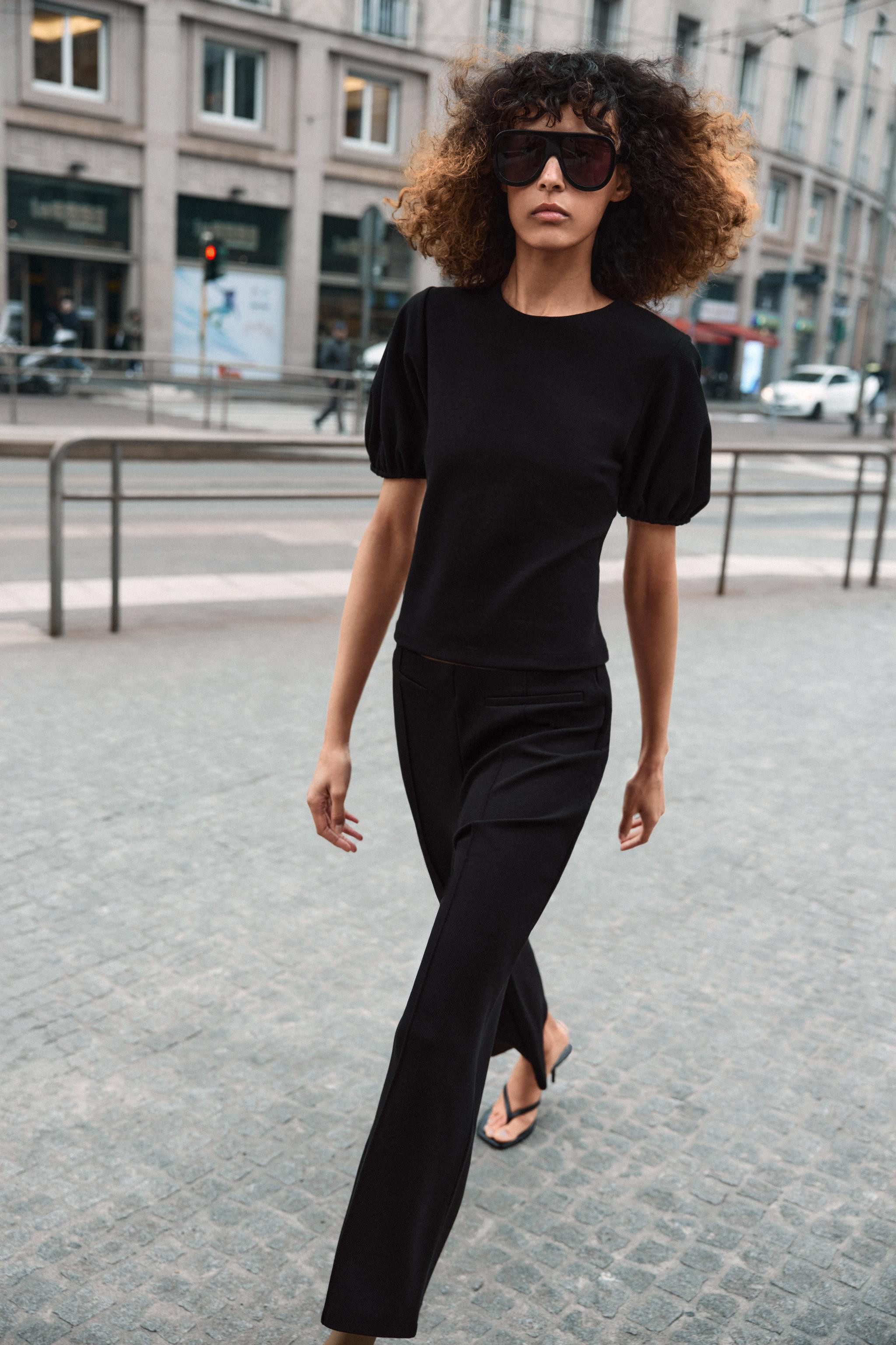 VOLUME TROUSERS | Zara UK