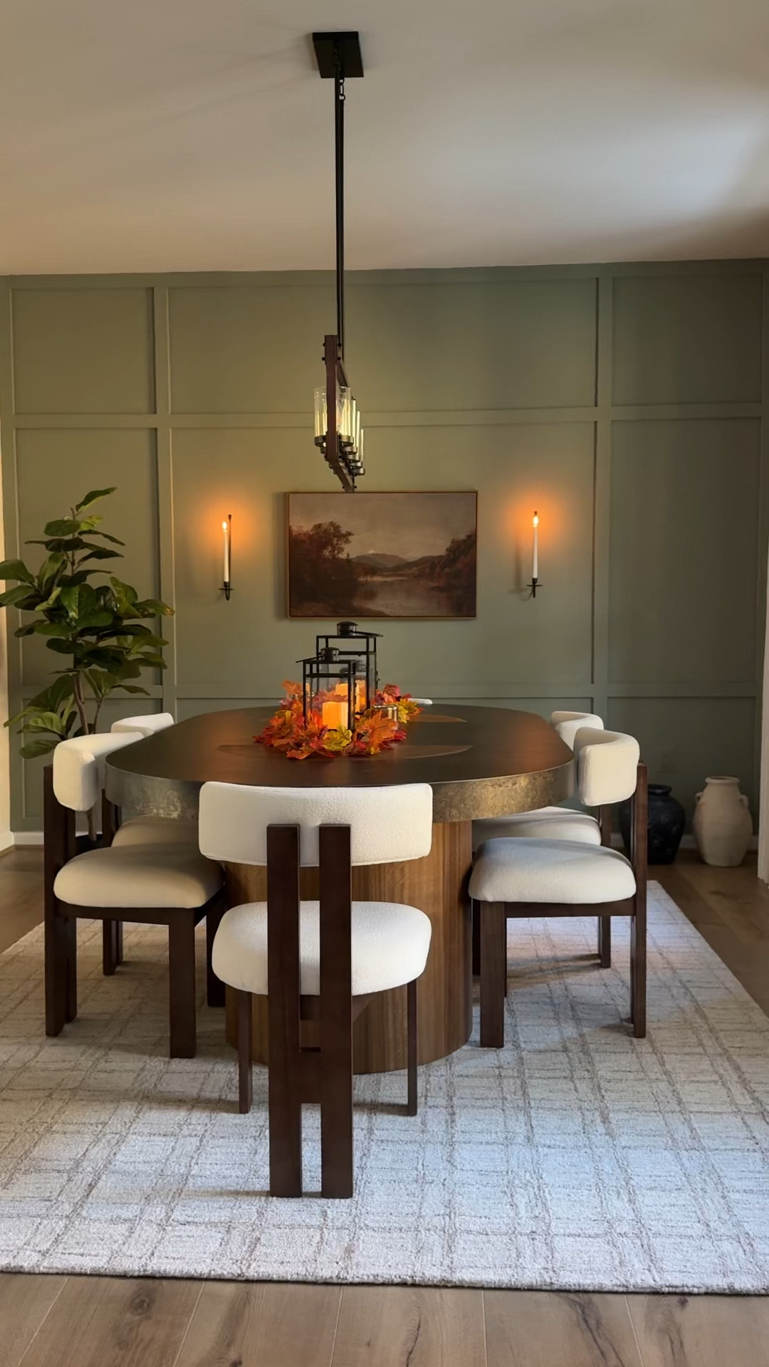 Formal dining room inspiration 
#diy #accentwall

#LTKHome