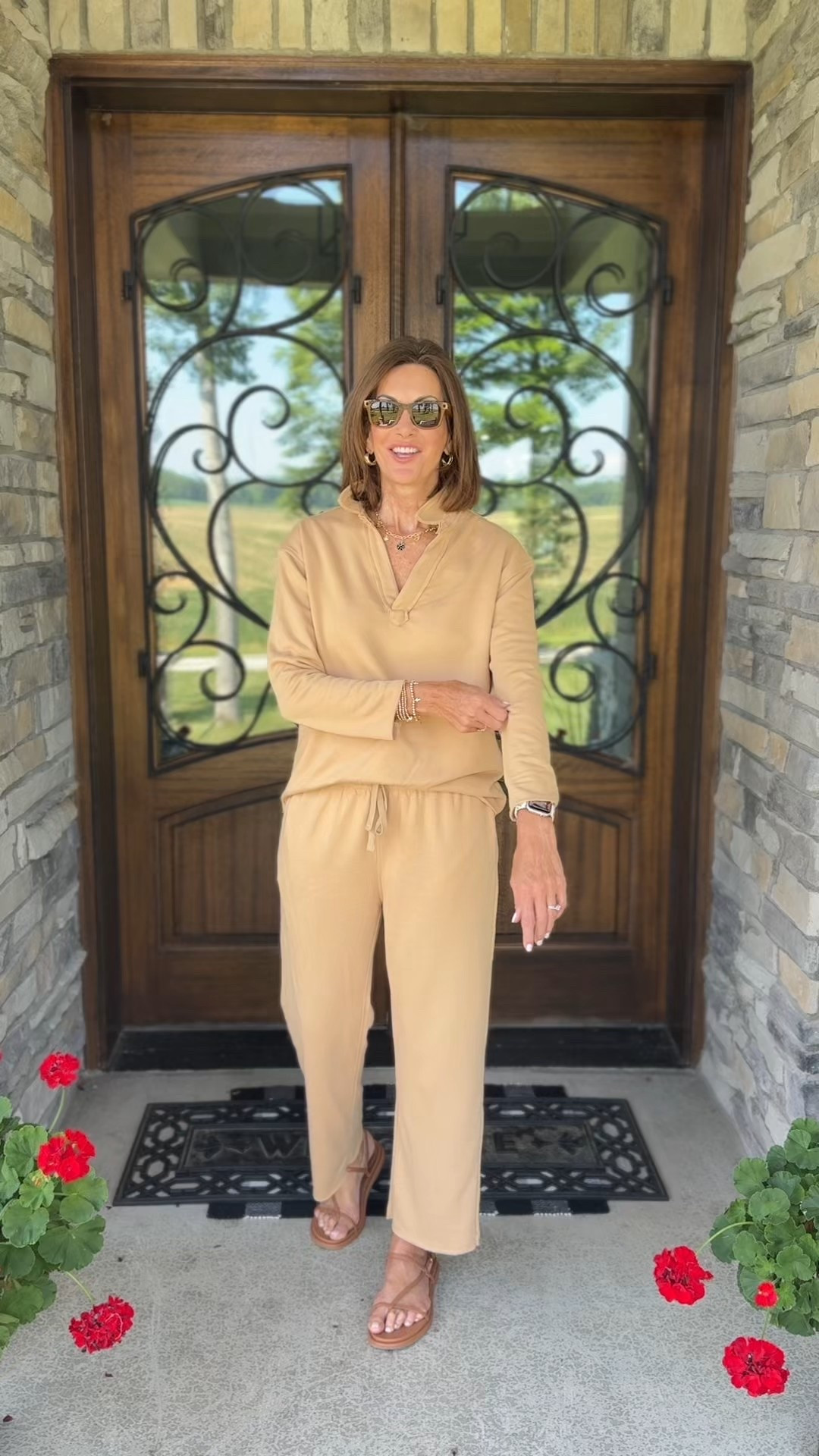 Currently in Chicago getting all the baby snuggles but wearing this tan lounge set on repeat! 

Fits true to size! Wearing size medium 

I also linked the actual comfy shoes I’m wearing that are designer inspired 


Travel set
Loungewear 

#LTKFindsUnder50 #LTKTravel #LTKMidsize