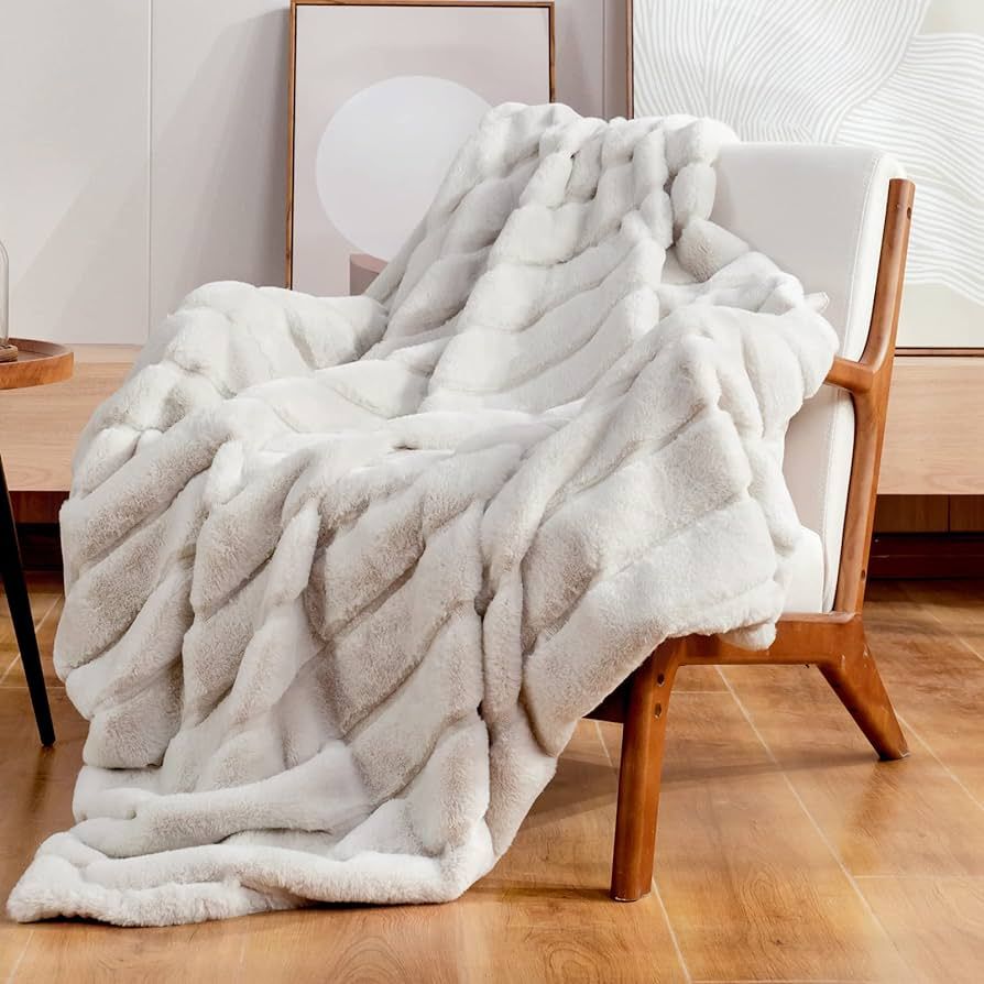 Cozy Bliss Faux Fur Throw Blanket for Couch, Cozy Warm Plush Striped Blanket for Sofa Bedroom Liv... | Amazon (US)