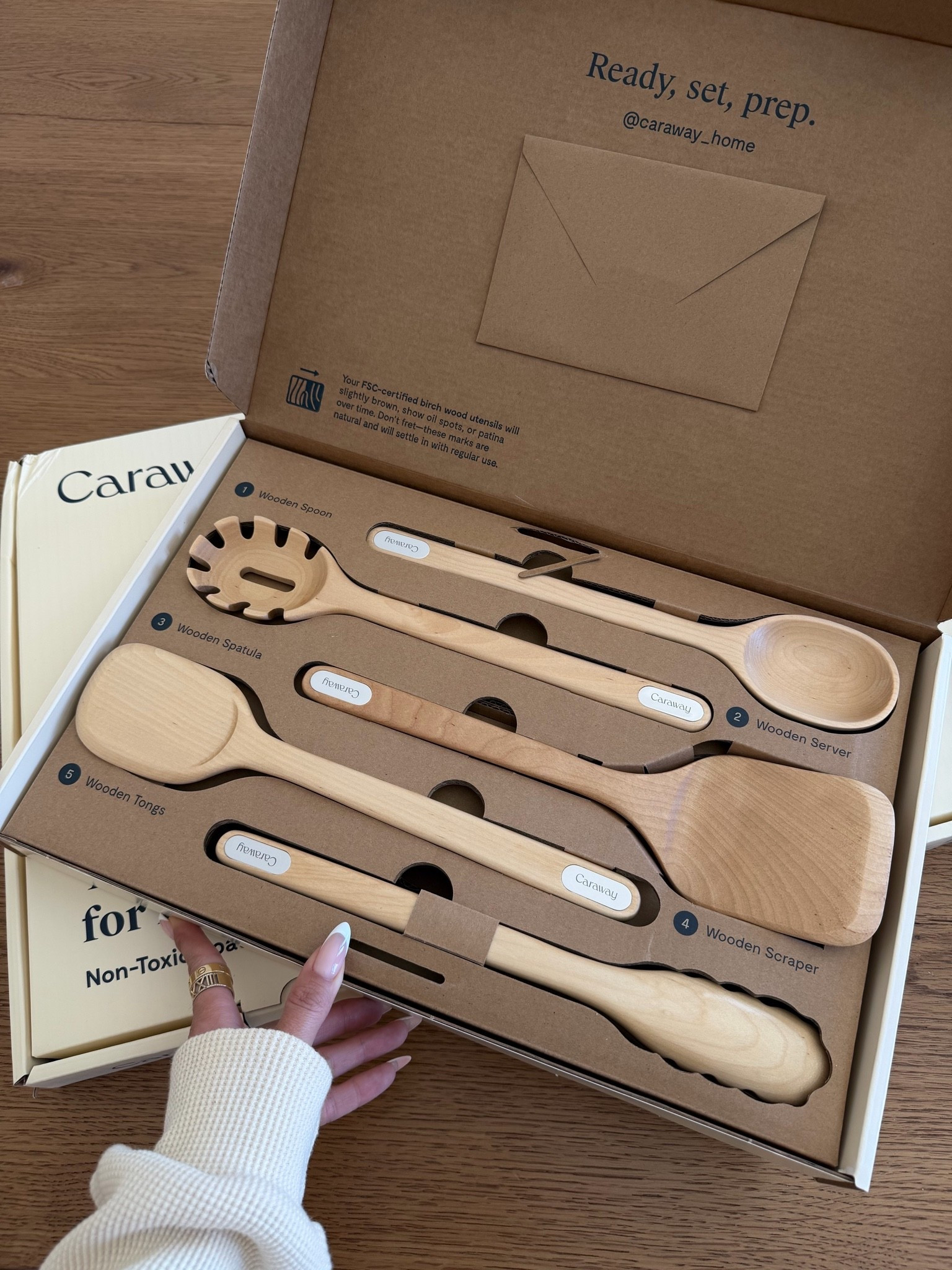 New baking essentials from Caraway! 🧑🏽‍🍳 loving these non toxic utensils