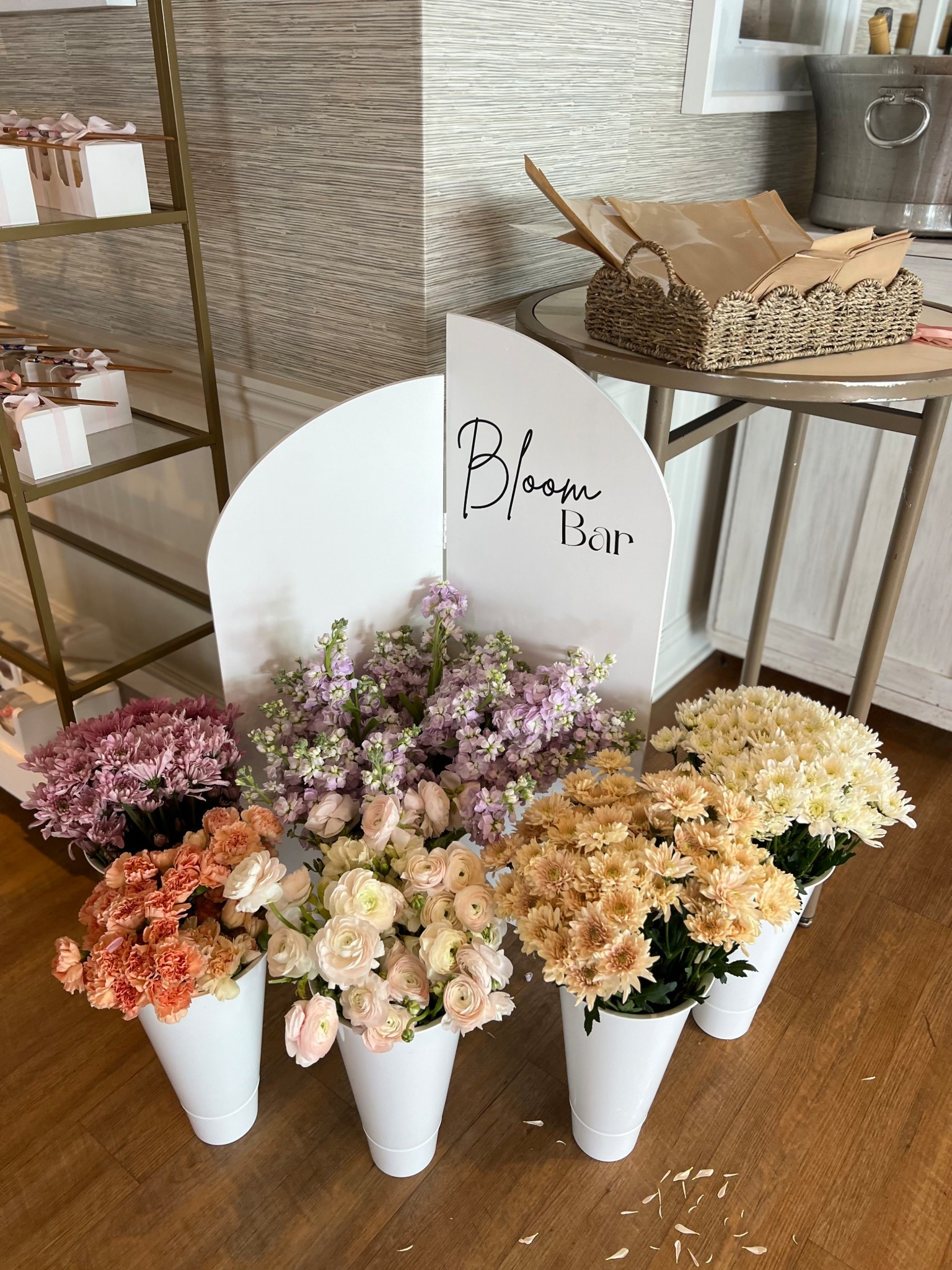 Really hoping to host some of my closest mom friends for a Mother’s Day brunch and thinking of doing a diy bouquet bar (aka bloom bar, aka flower bar). This is one I did for my SIL’s bridal shower. There is a stand with it but we didn’t have time to put it together. 


Flowers, Mother’s Day, bloom bar, bouquet, hosting, entertaining  

#LTKHome #LTKMothersDay