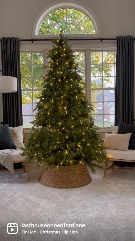The perfect Christmas tree for this holiday season!   Alpine for tree with 900 LED lights and 8 light settings!   Super easy to assemble and looks just like the real thing! 




#LTKsalealert #LTKHoliday #LTKSeasonal