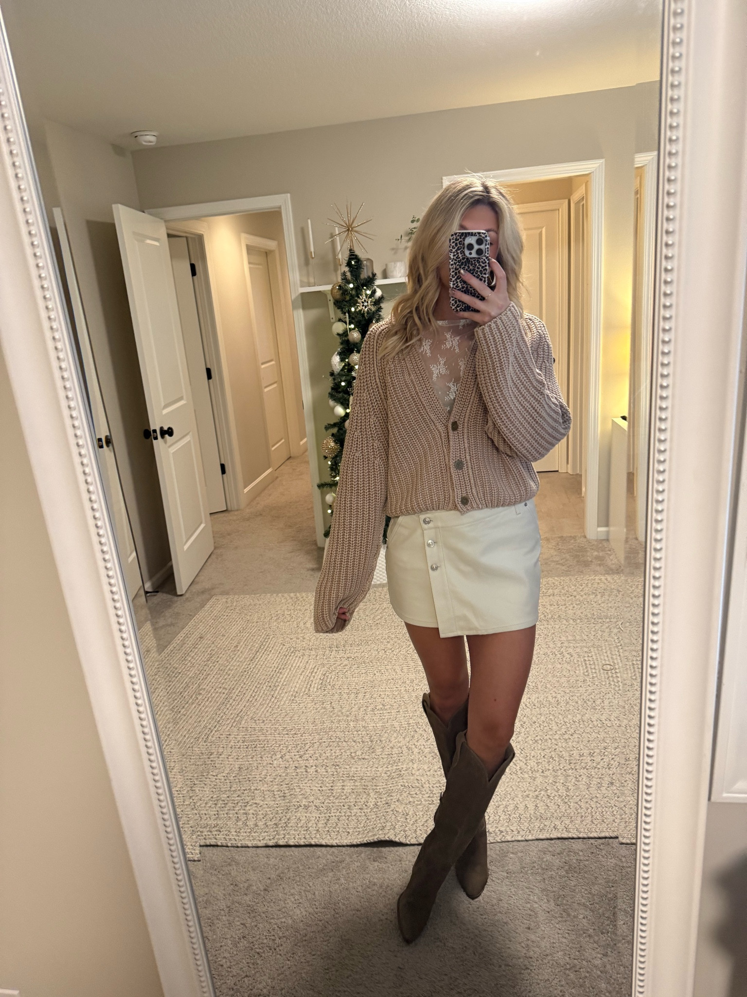 A Friendsgiving outfit idea! 

#LTKHoliday