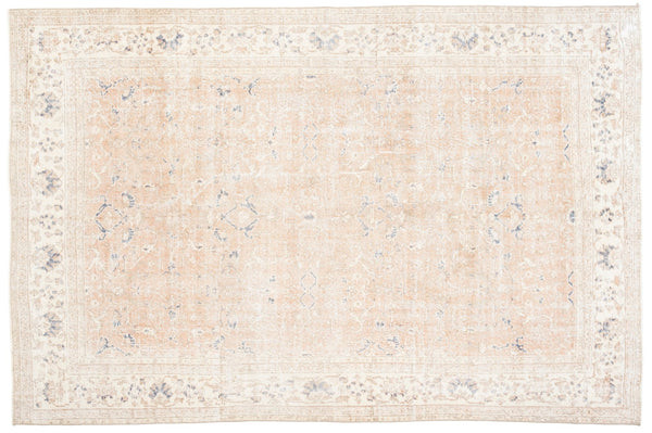 Shigemitsu
            
              Vintage Persian Style Rug | Revival Rugs 