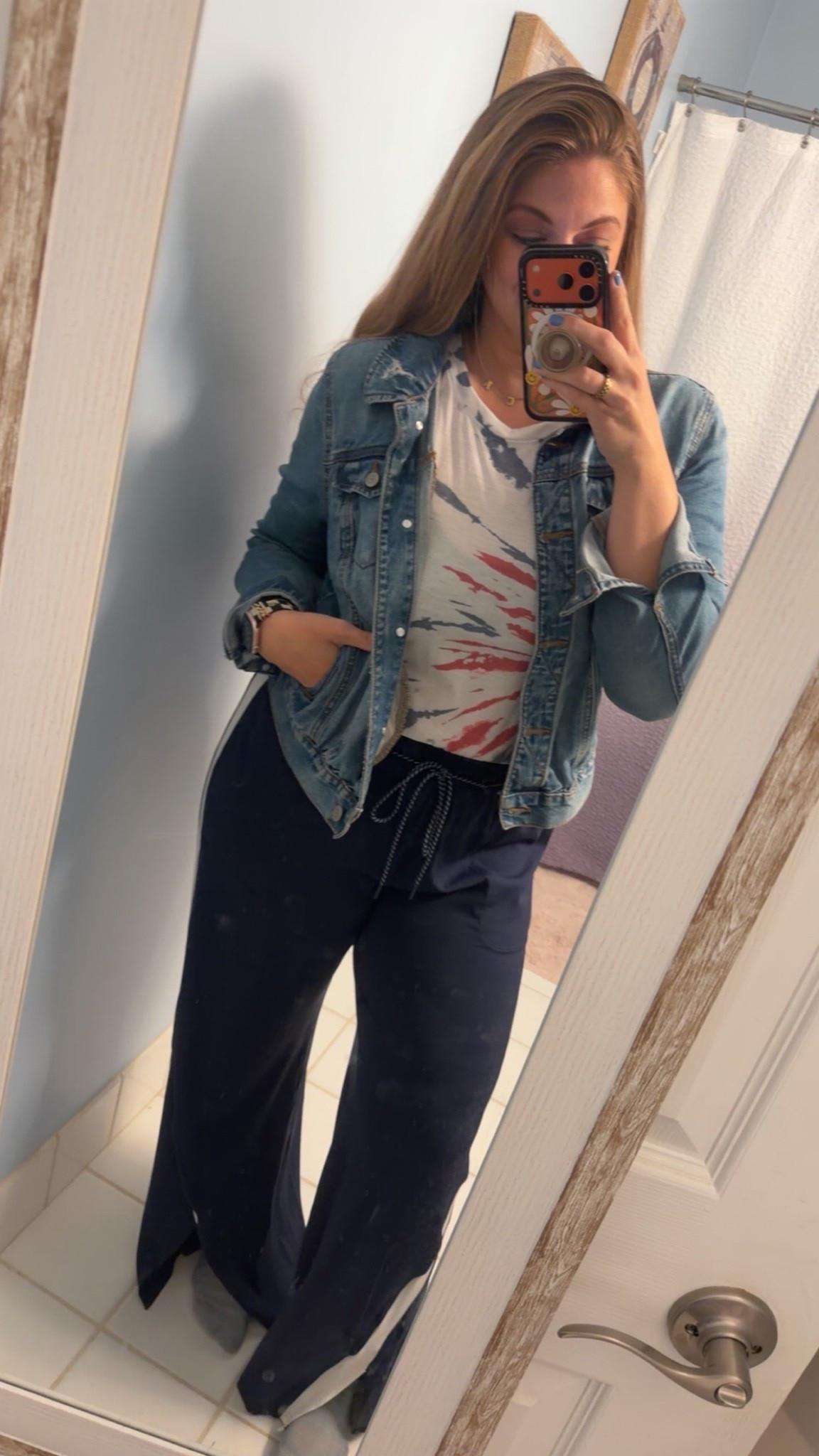 Obsessed with these pants. So soft and cute!

#LTKdayinmylife #LTKootd