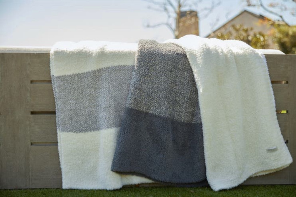 My favorite blankets are on sale at Nordstrom rack!! They are so soft and stretchy! If you haven’t ever experienced a barefoot dreams blanket, do yourself a favor and grab yourself one or five of these!! They also make a great gift! 

#barefootdreams #blankets #cozychic

#LTKGiftGuide #LTKSeasonal #LTKhome